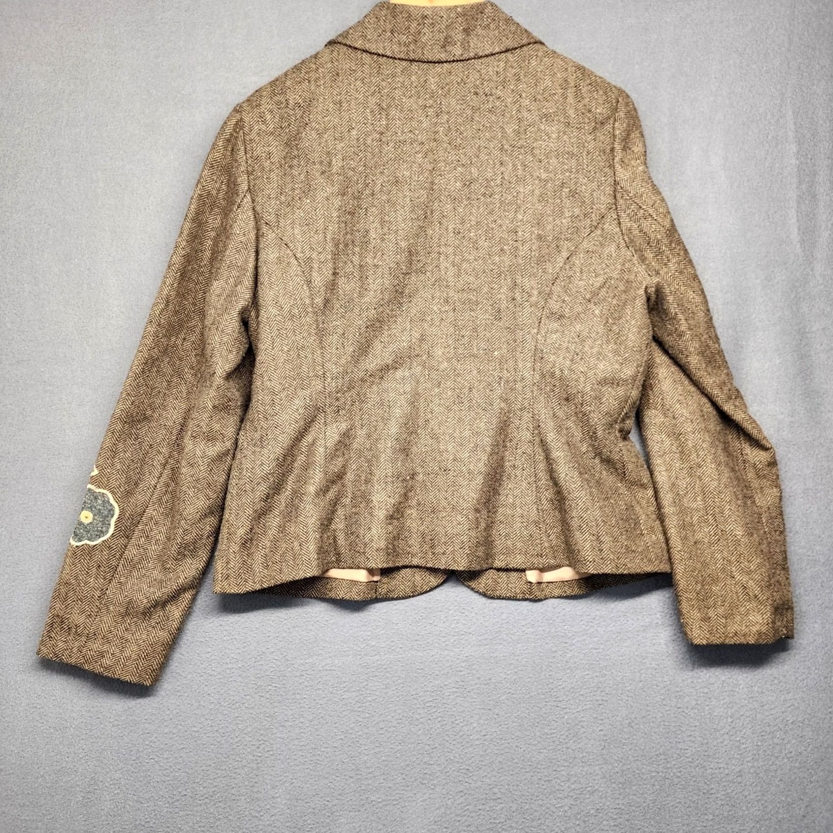 Vintage VINTAGE DressBarn Blazer Women 12 Brown Herringbone Wool Blend Floral Applique Jacket Blazer Womens Size XL / US 12-14 / IT 48-50 - 2 Thumbnail