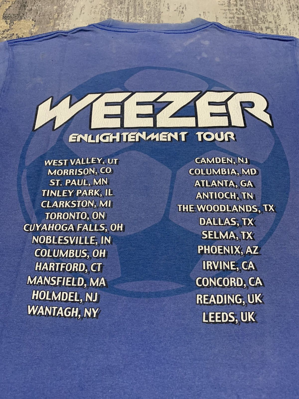Band Tees Vintage Sun Faded Weezer Enlightenment Tour Shirt Size US S / EU 44-46 / 1 - 5 Thumbnail