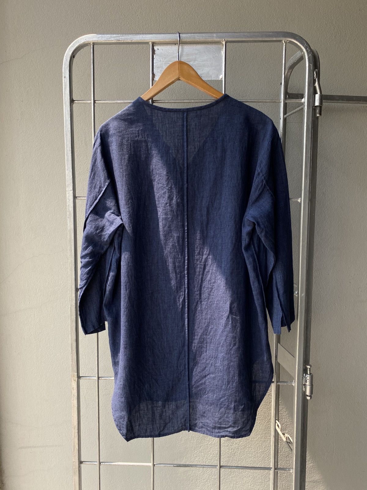 Kazuyuki Kumagai Attachment KAZUYUKI KUMAGAI (ATTACHMENT) Indigo V-Neck Tunic Size US M / EU 48-50 / 2 - 10 Thumbnail