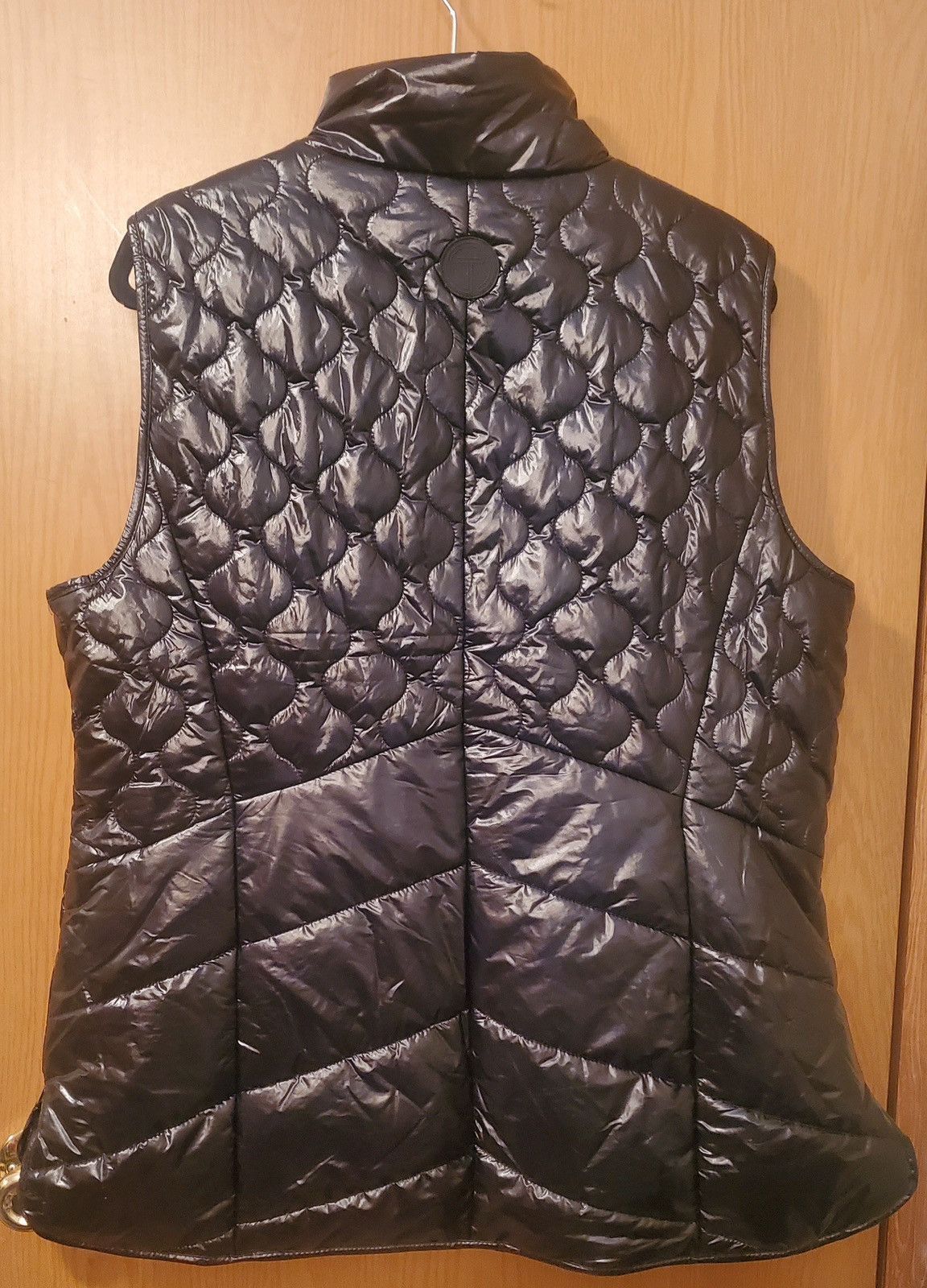 Talbots NWT T by Talbots High Shine High-Low Hem Quilted Puffer Vest Size XL / US 12-14 / IT 48-50 - 2 Thumbnail