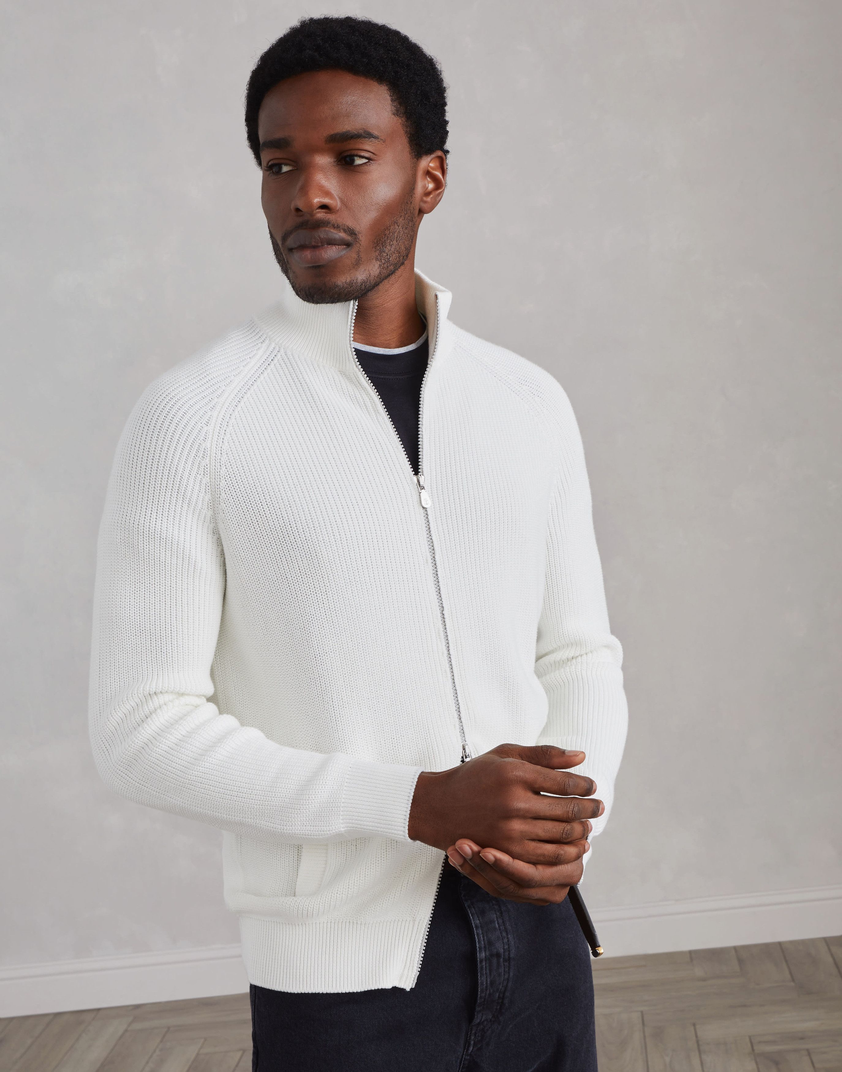 o1la1rc1a0925 Cardigan in White