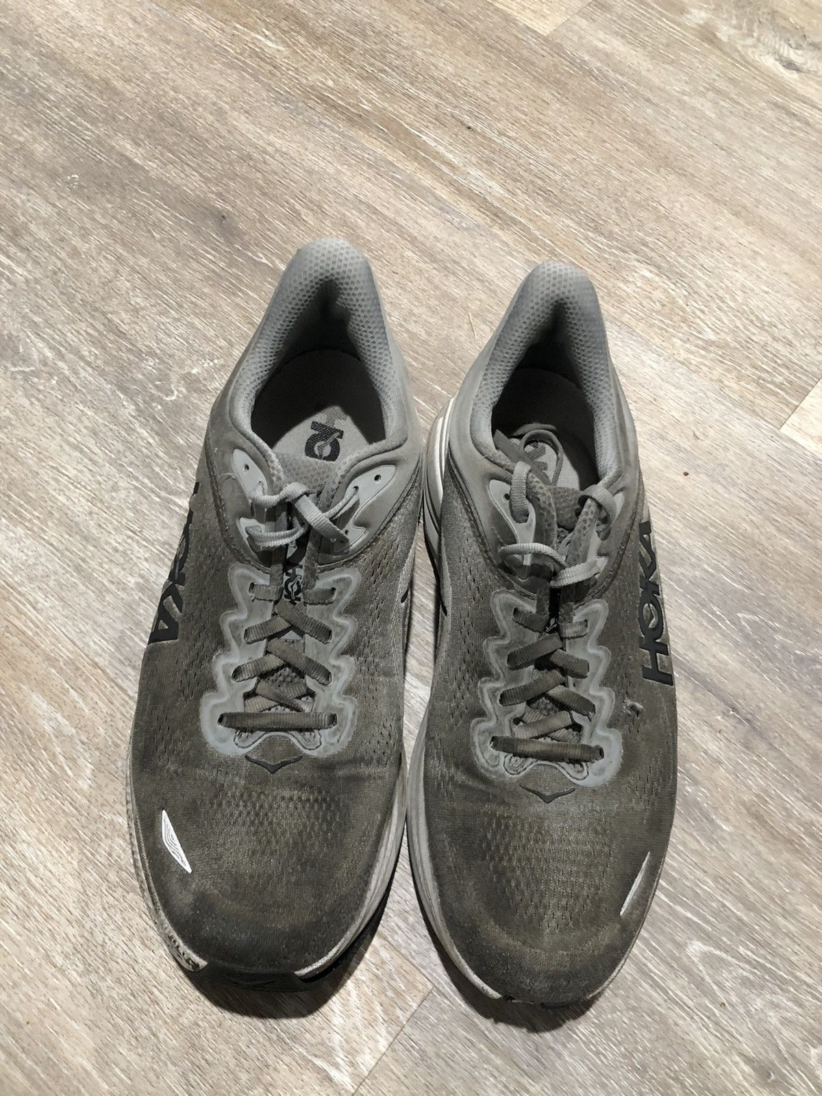Hoka Hoka One One Bondi 9 Shoes Mens Size 10.5 2E Wide Gray Size US 10.5 / EU 43-44 - 2 Thumbnail