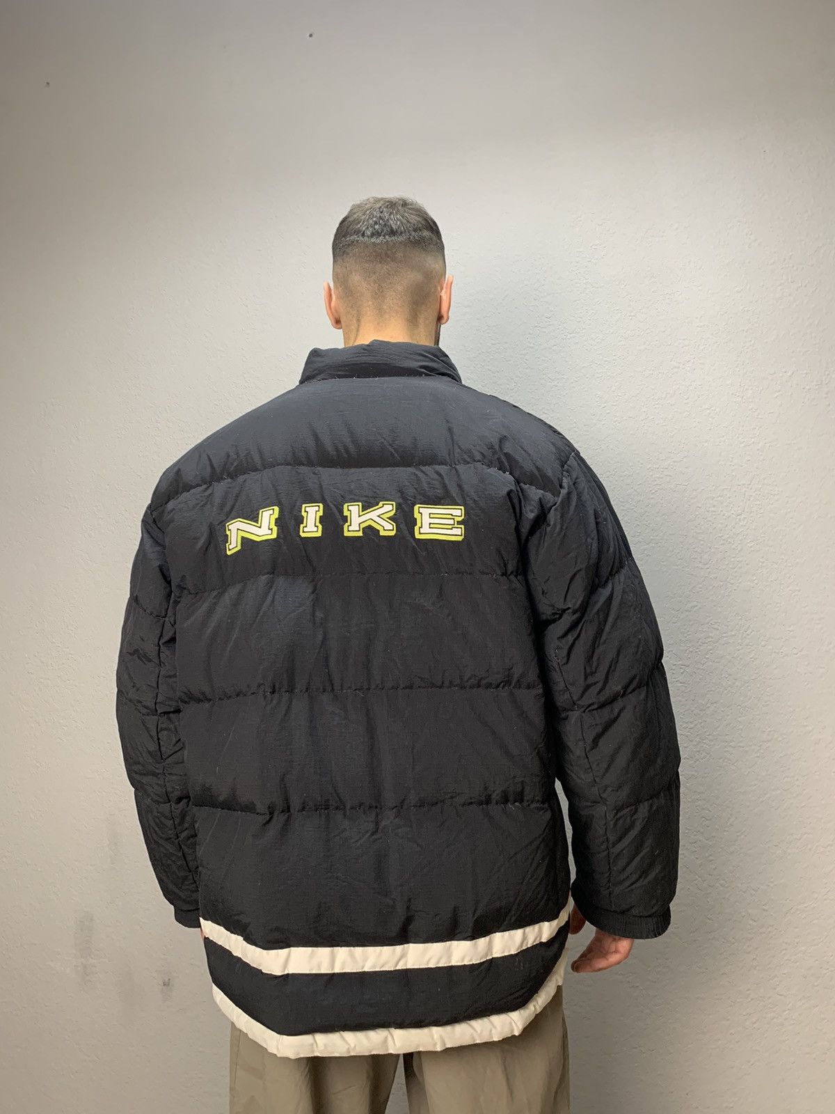 image of Y2K Nike Down Jacket Puffer 90's Swoosh Black Nike, Men's (Size XL)