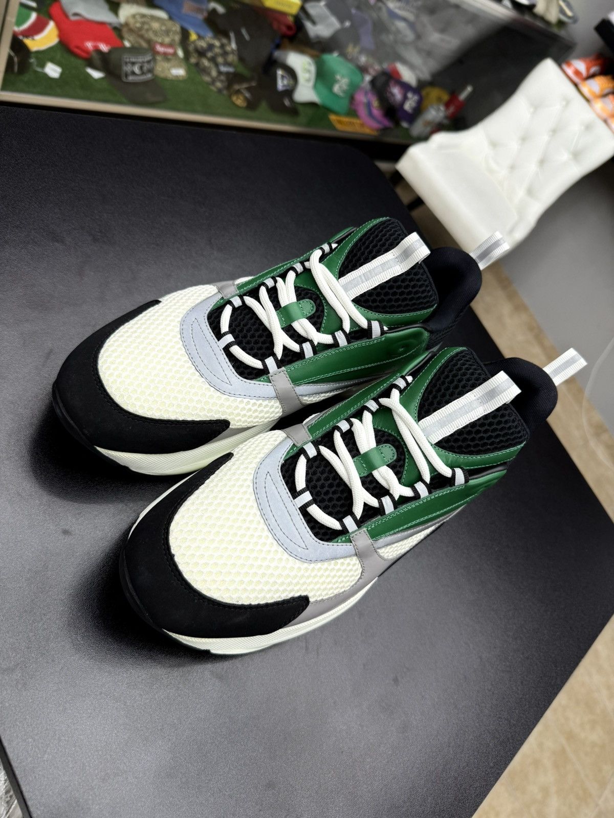 Dior AUTHENTIC Dior B22 white Green size 47 / 14US Size US 14 / EU 47 - 6 Thumbnail