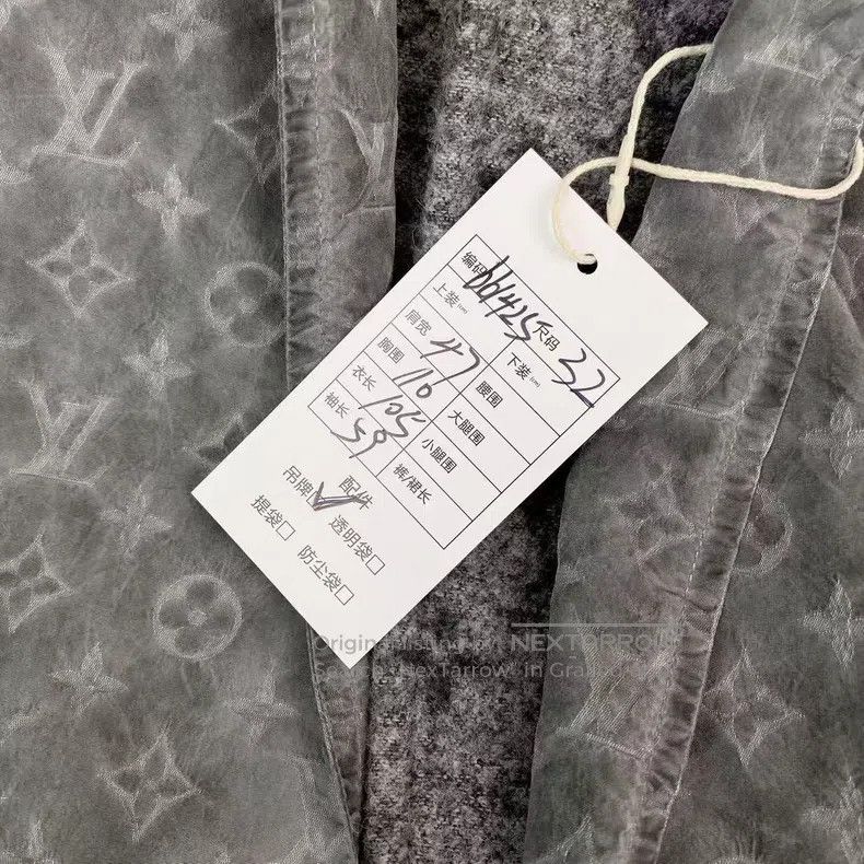 Louis Vuitton Louis Vuitton Grey aged print full windbreaker coat Size 4XL / US 24-26 - 8 Thumbnail
