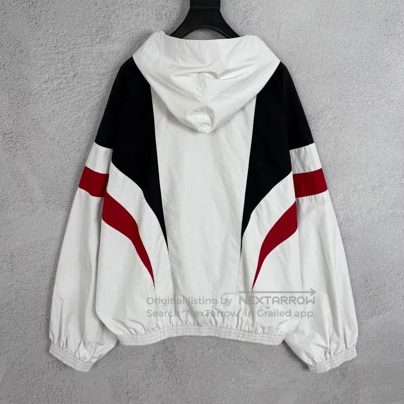 Balenciaga Balenciaga Color Blocked Logo Printed Hooded Long Sleeve J Size US L / EU 52-54 / 3 - 2 Thumbnail