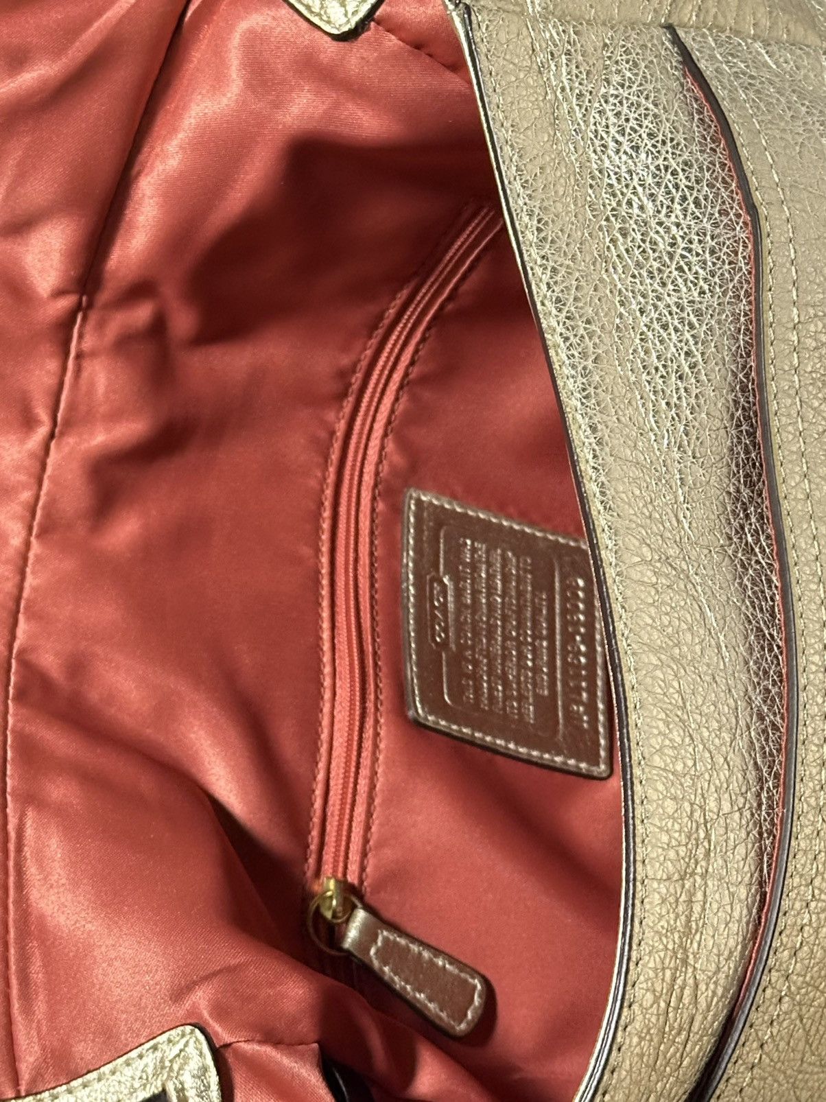 Coach Coach Metallic Whipstitch Leather Convertible Bag. Size ONE SIZE - 20 Thumbnail