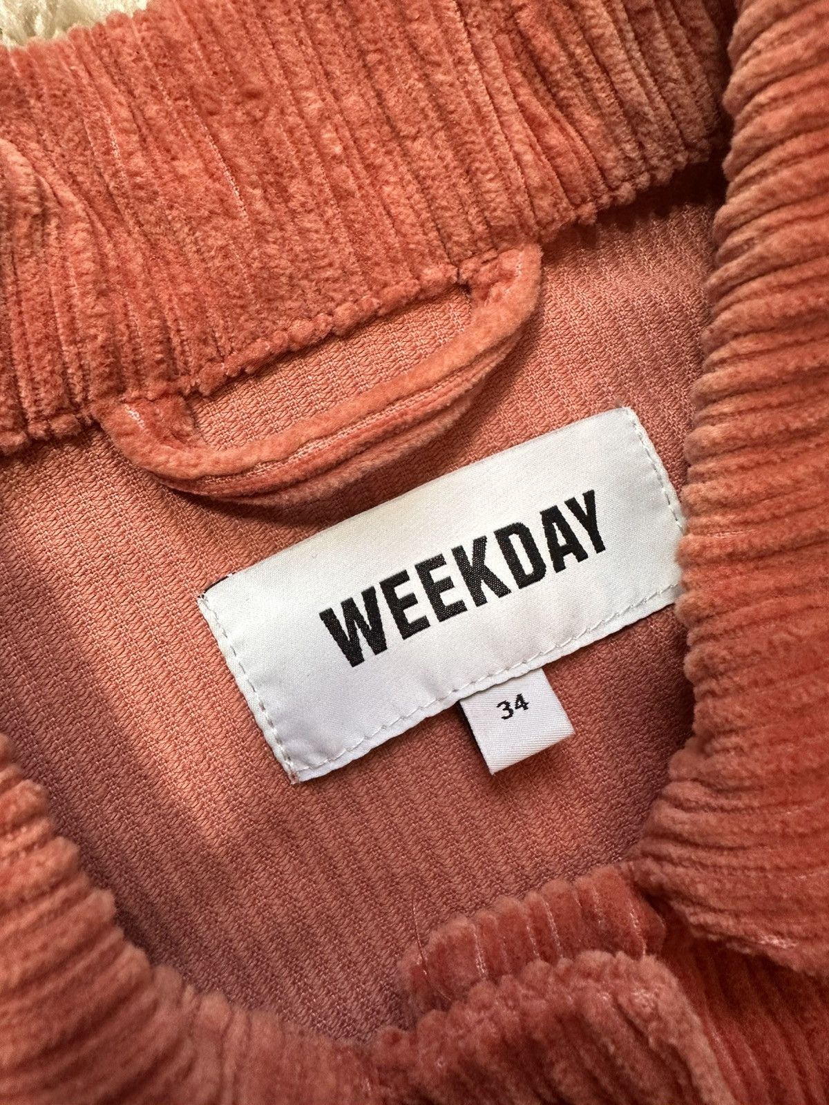 Weekday Weekday distressed corduroy jacket Size S / US 4 / IT 40 - 3 Thumbnail