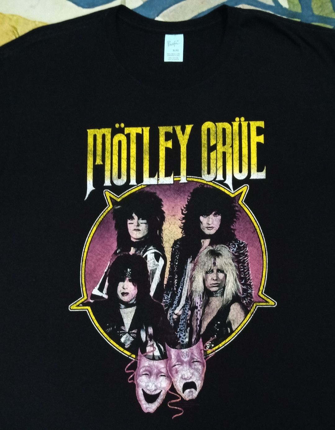 Band Tees Mötley Crüe Heavy Metal Band T-shirt Size US XL / EU 56 / 4 - 4 Thumbnail
