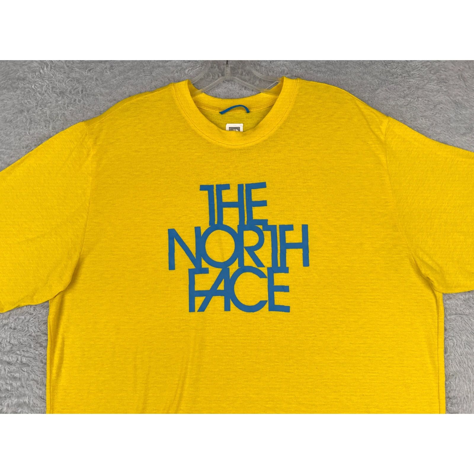 The North Face The North Face Shirt Men Medium Yellow Crew Neck Vaporwick Polyester Blend READ Size US M / EU 48-50 / 2 - 4 Thumbnail