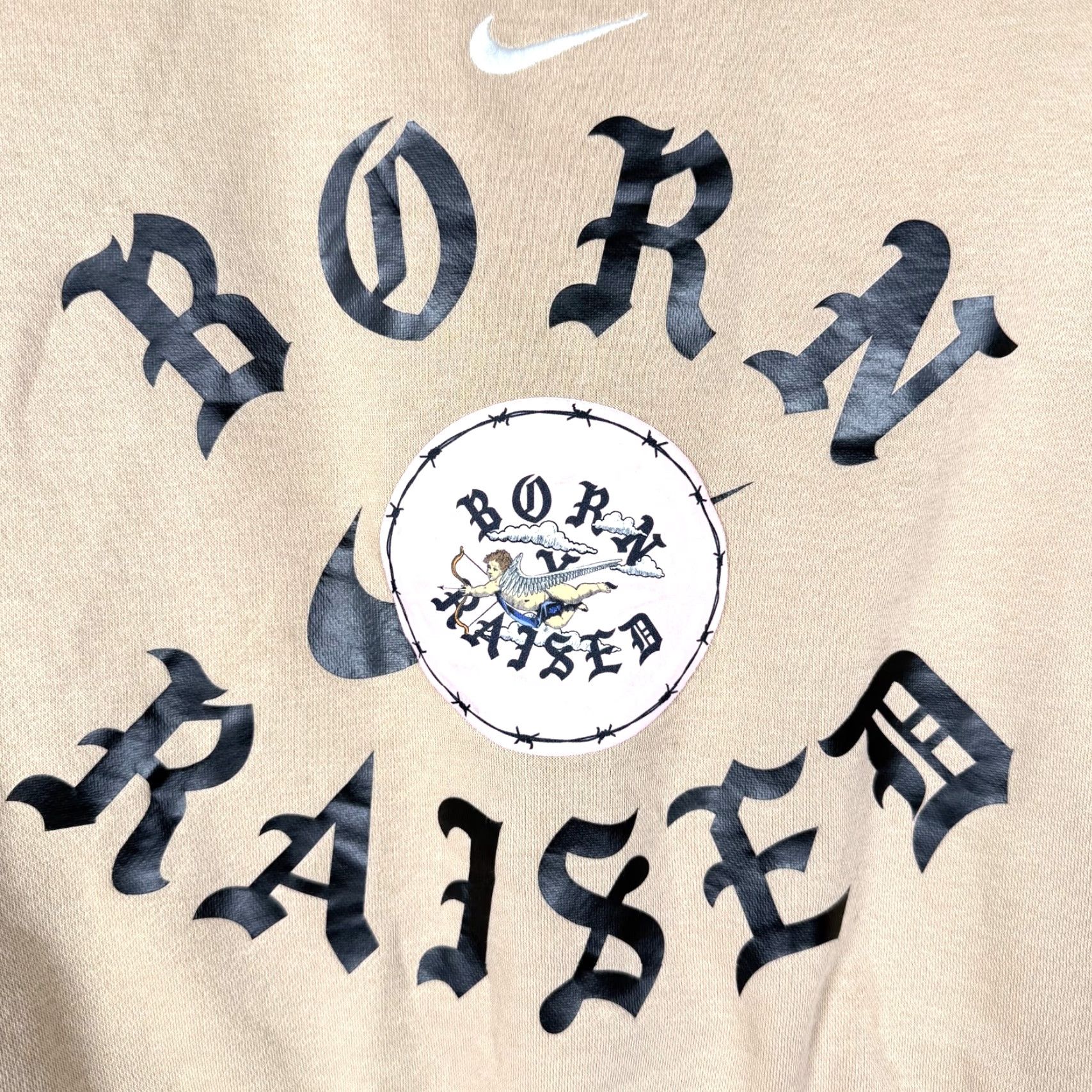 Nike Nike Sweatshirt Women Crewneck Tan Brown Size M Nike SB Born X Raised Crewneck Crop Sweatshirt Tan Brown Women's Size Medium Size M / US 6-8 / IT 42-44 - 4 Thumbnail