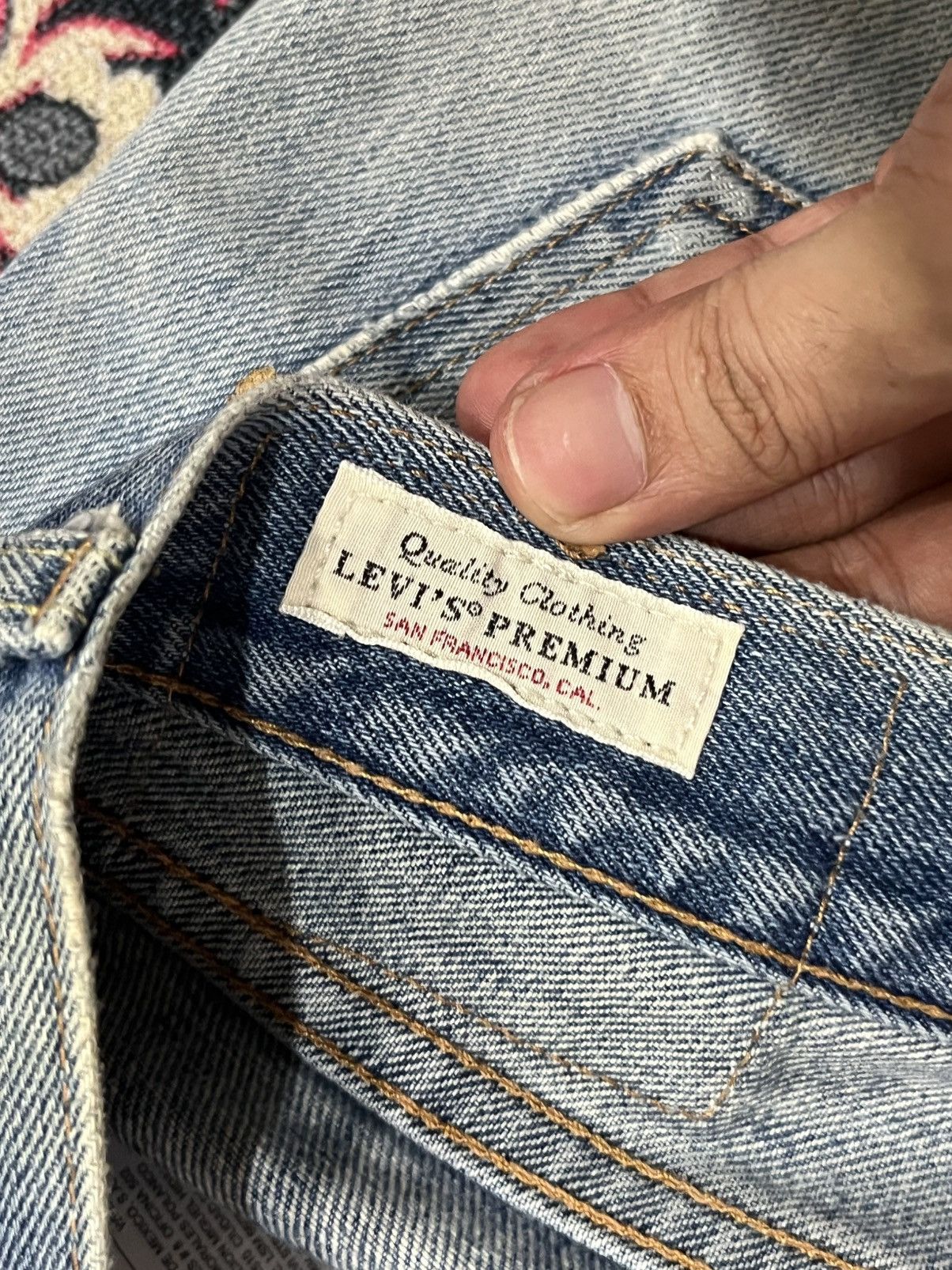 Levi's Levi’s 505 Big E Non Selvedge Made in Usa Distress Blue Jean Size US 32 / EU 48 - 19 Thumbnail