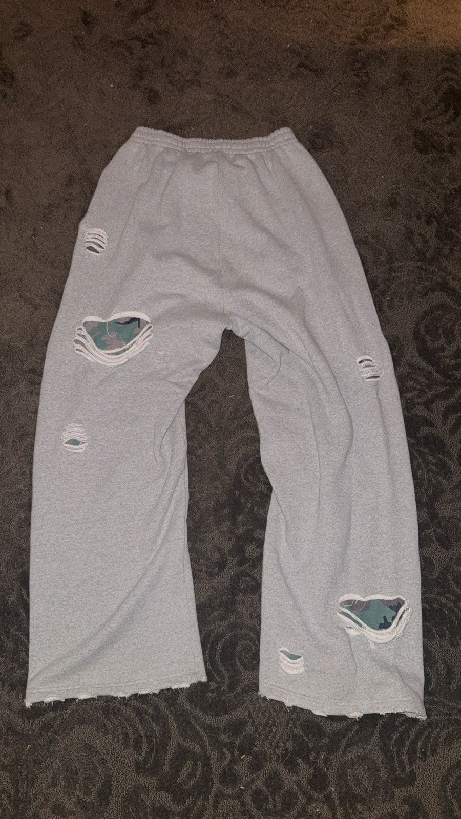 Bravest Studios Bravest studios gutted grey camo sweated pants size L/XL Size US 34 / EU 50 - 2 Thumbnail