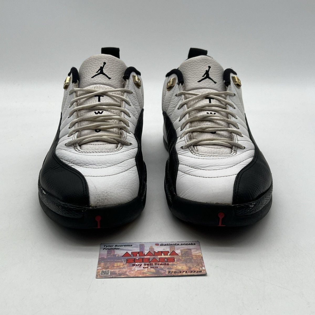 Jordan Brand Air jordan 12 low taxi Size US 10.5 / EU 43-44 - 2 Thumbnail