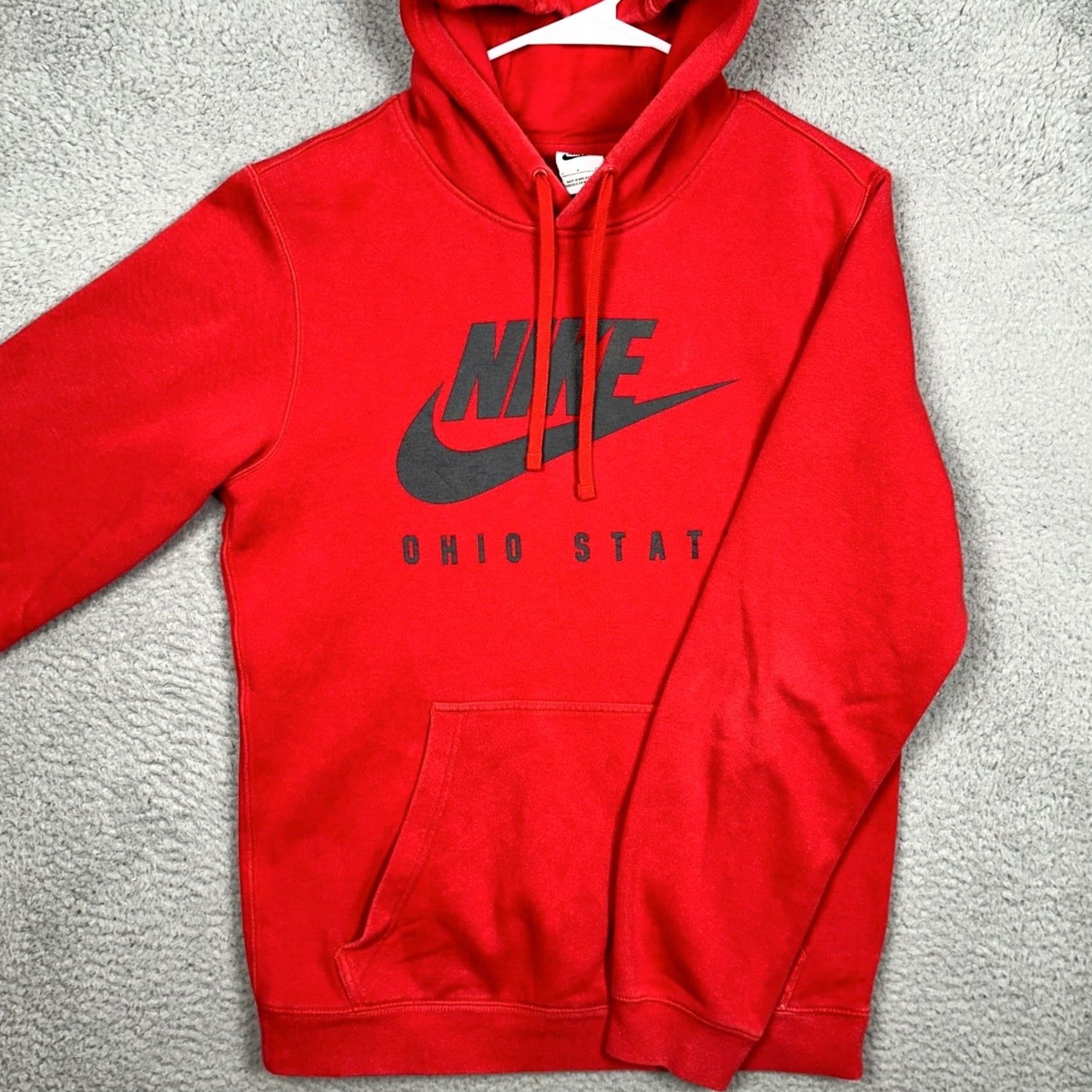 Nike Nike Buckeyes Sweatshirt Men S Red Hoodie Graphic Pocket Pullover Size US S / EU 44-46 / 1 - 2 Thumbnail