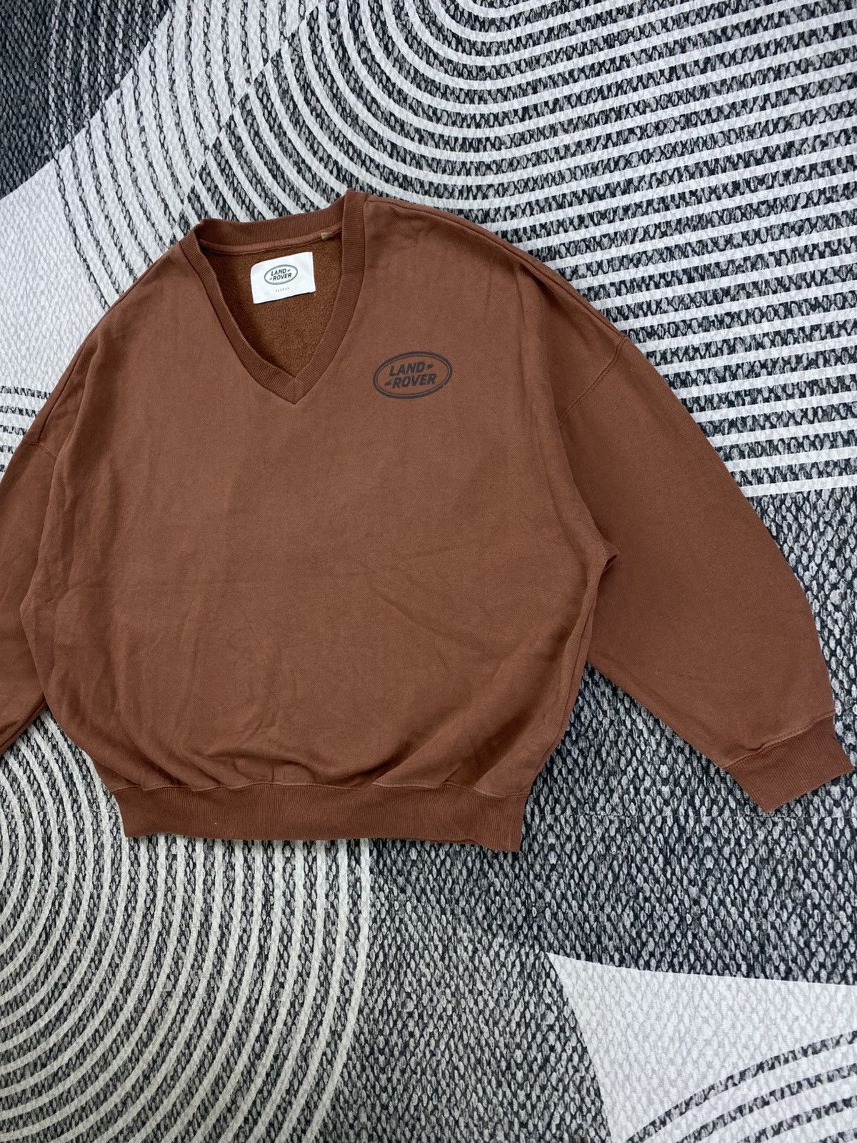 Japanese Brand Vintage Land Rover Pacsun V-Neck Baggy Sweatshirt Size US XXL / EU 58 / 5 - 4 Thumbnail
