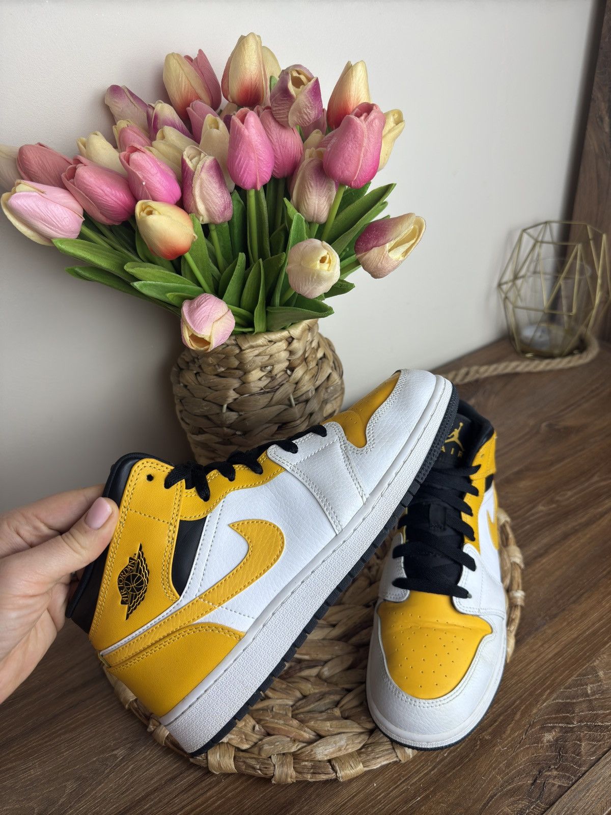 Jordan Brand × Nike × Nike ACG Jordan 1 Mid 'University Gold' (GS) żółte unisex size 40 Size US 8.5 / IT 38.5 - 4 Thumbnail
