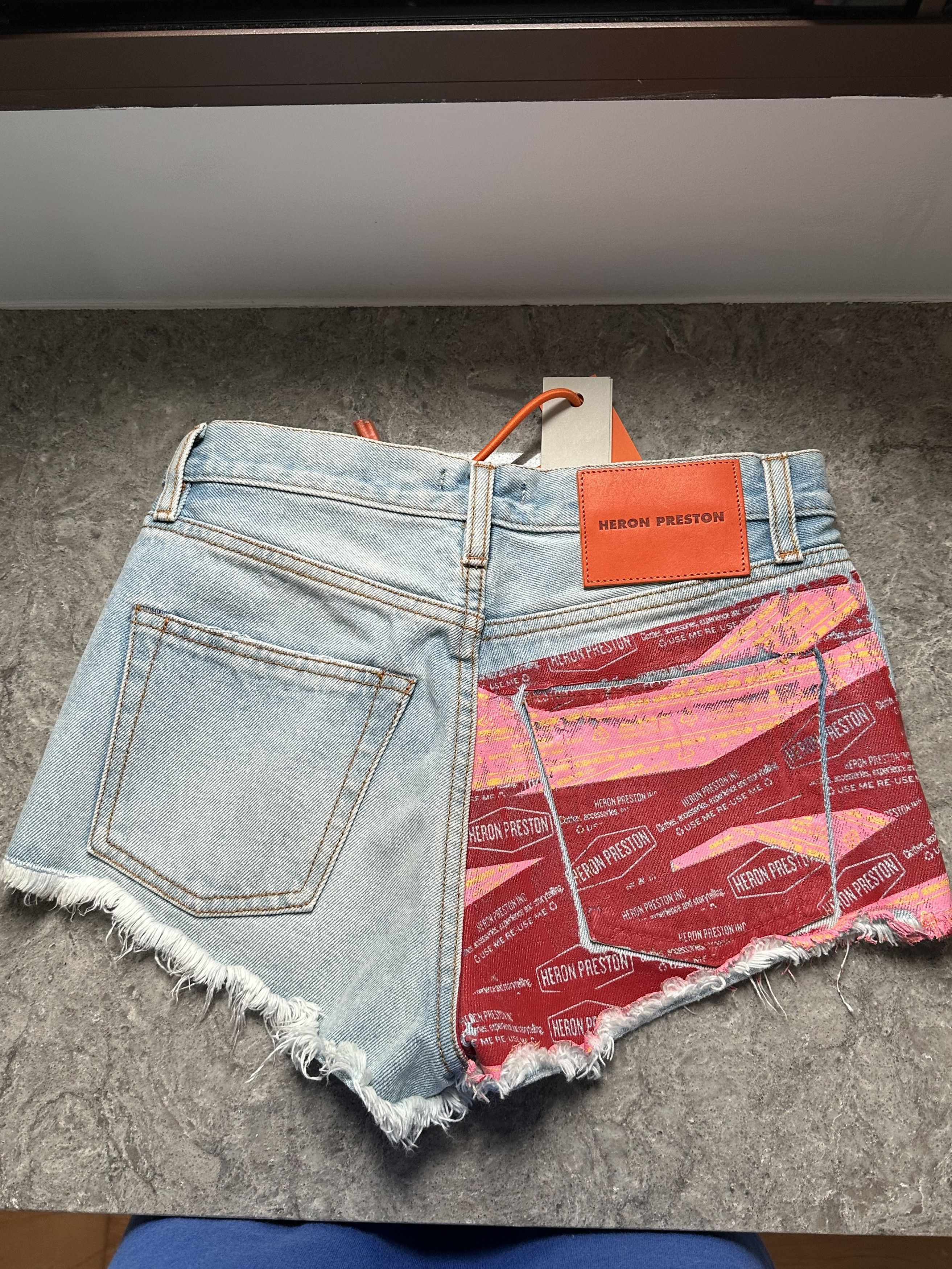 Heron Preston Heron Preston tape print denim shorts Size 24" / US 00 / IT 34 - 7 Thumbnail