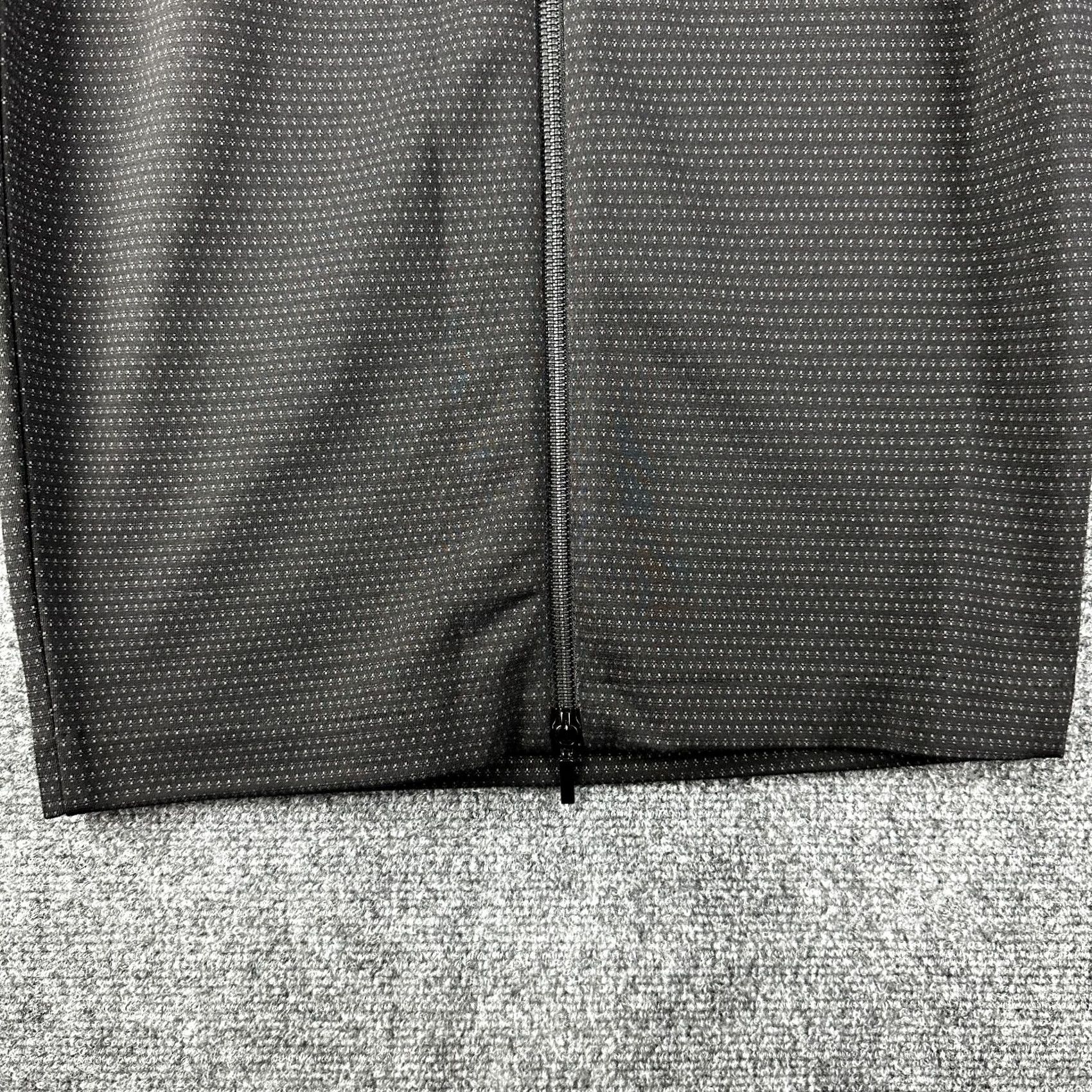Vintage Massimo Fabbro Italy Skirt Womens 4 Black Stretch Knit Pencil Vent Back Zipper Size 27" / US 4 / IT 40 - 5 Thumbnail