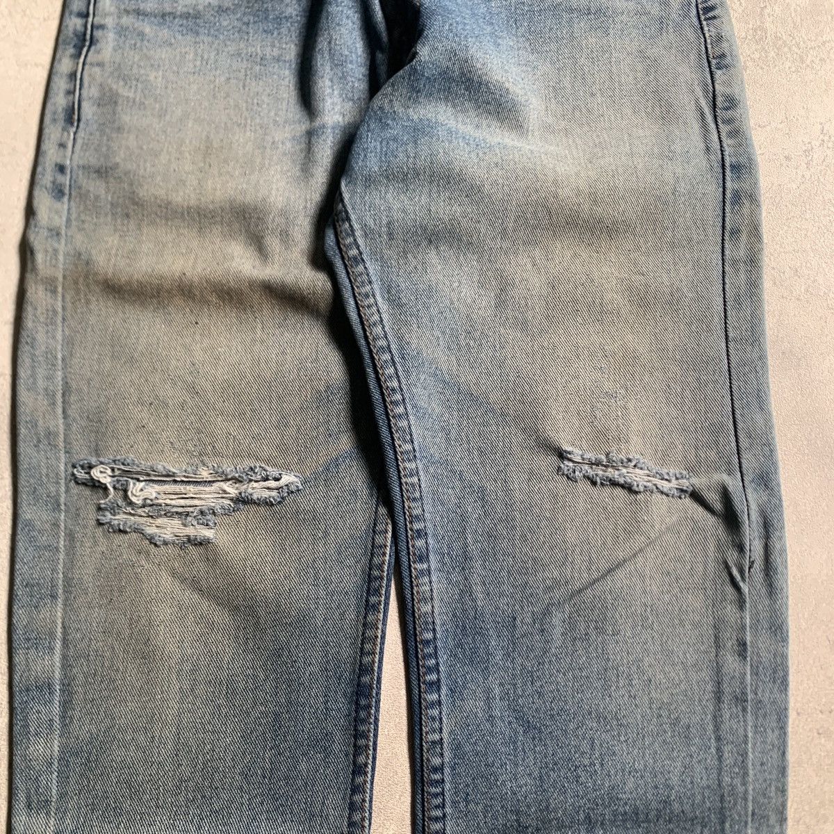 Levi's Levi's 501 ripped jeans Size US 31 - 2 Thumbnail