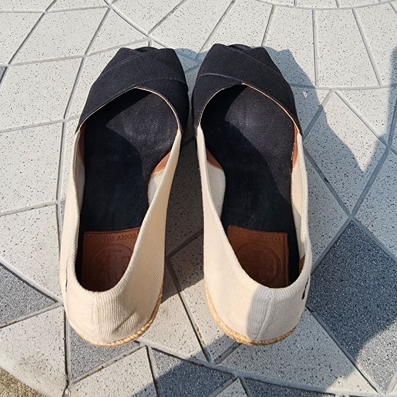 Tory Burch Tory Burch Filipa Canvas Peep Toe Espadrille Wedges 9 Size US 9 / IT 39 - 4 Thumbnail