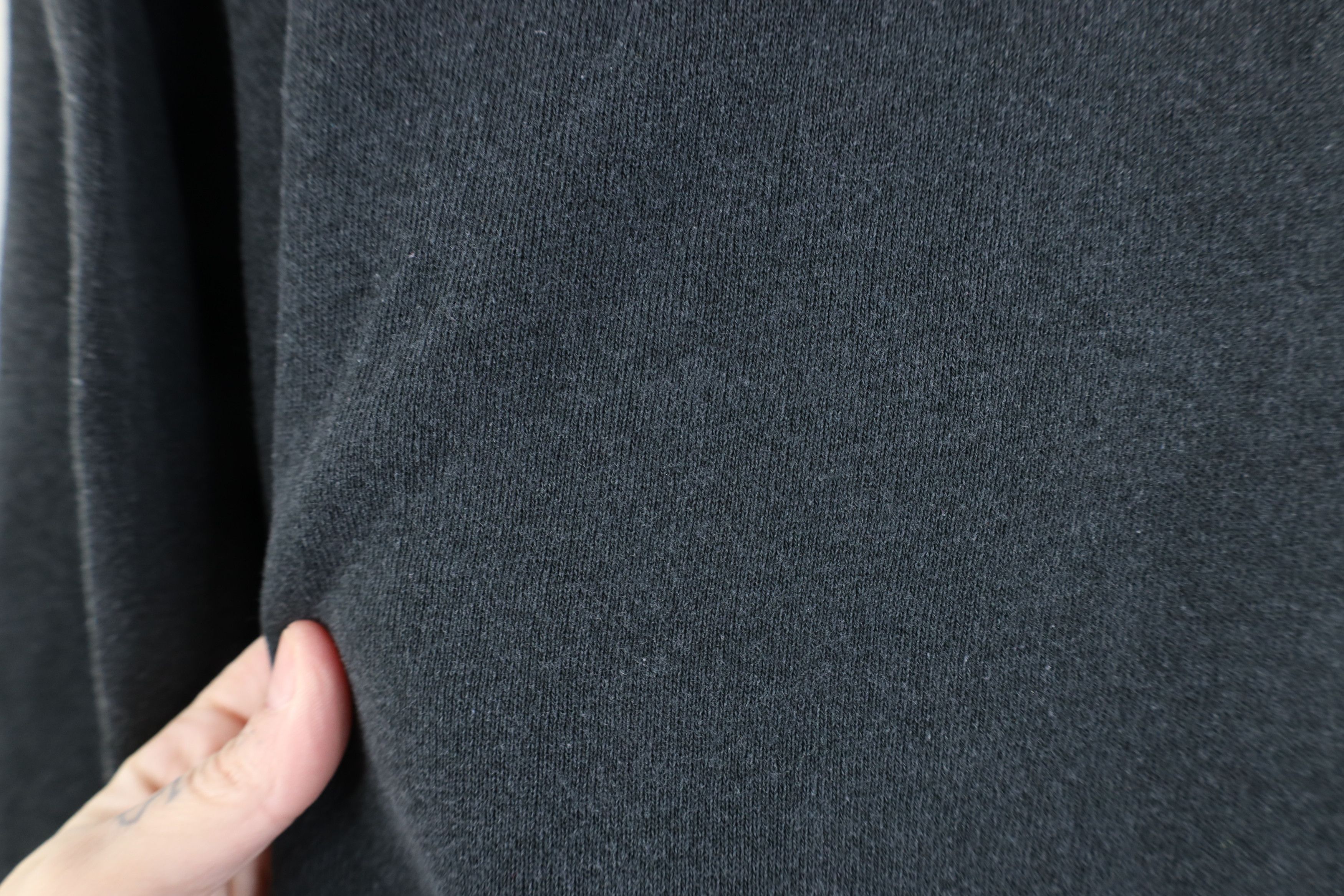 Vintage Vintage 90s Streetwear Faded Blank Crewneck Sweatshirt Black Size L / US 10 / IT 46 - 4 Thumbnail