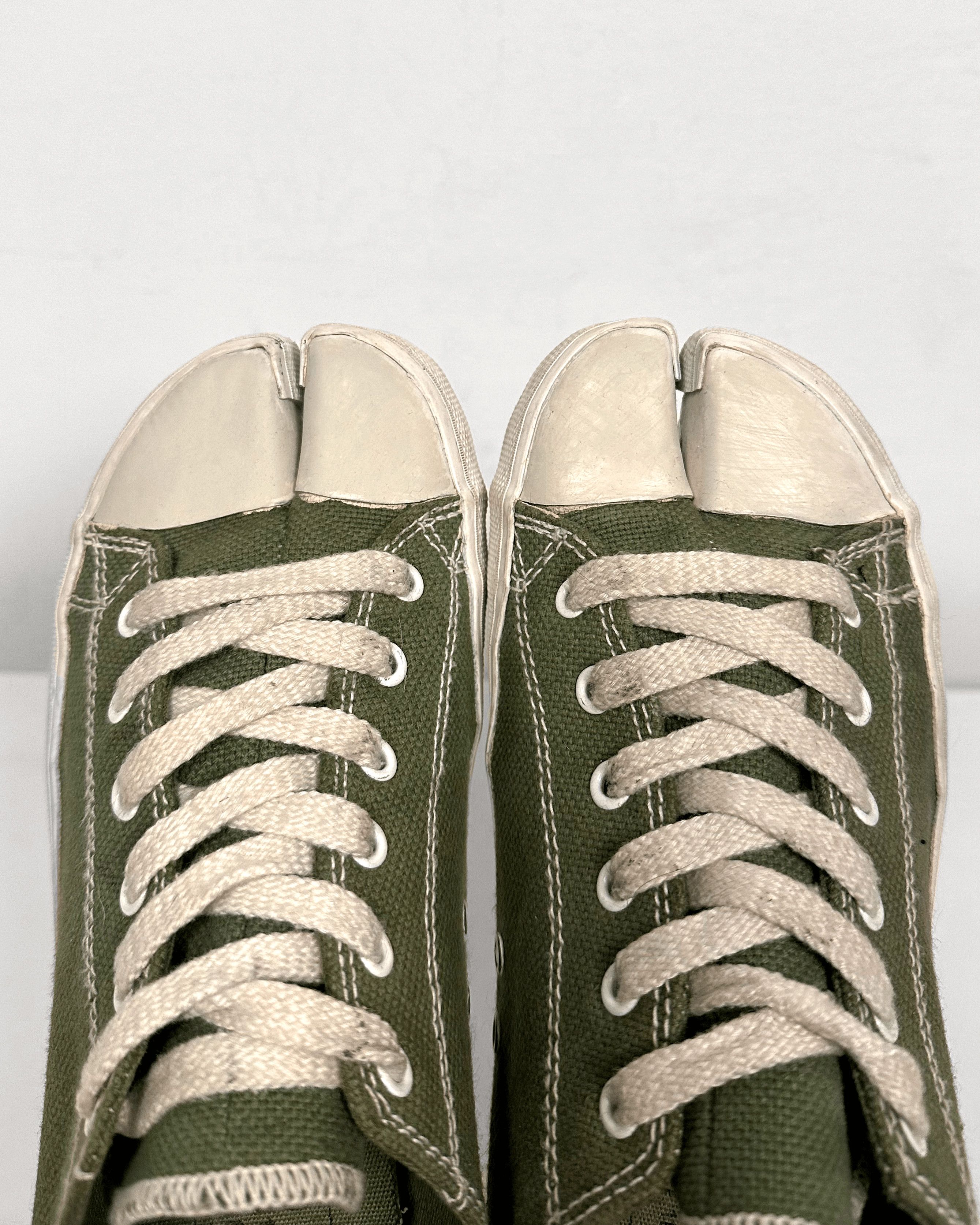 Maison Margiela Maison Martin Margiela Tabi Low Sneakers Size US 5.5 / EU 38 - 5 Thumbnail