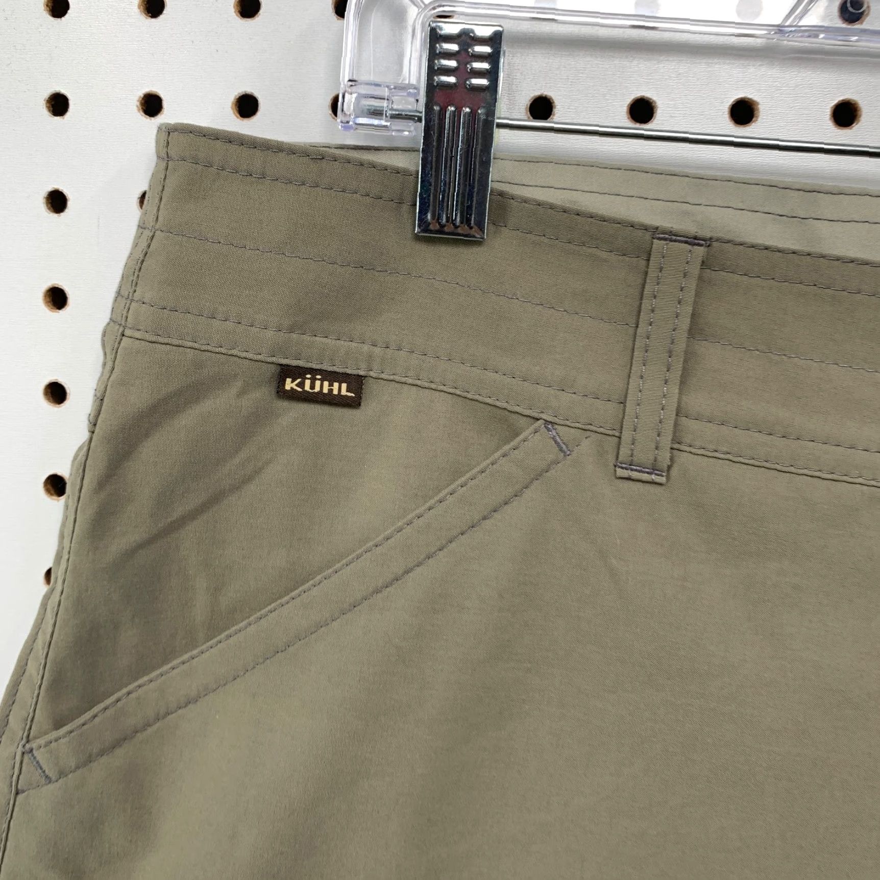 Vintage Kuhl Renegade Shorts Mens 40x11 Cargo Utility Outdoor Soft Stretch Brown Size US 40 / EU 56 - 4 Thumbnail