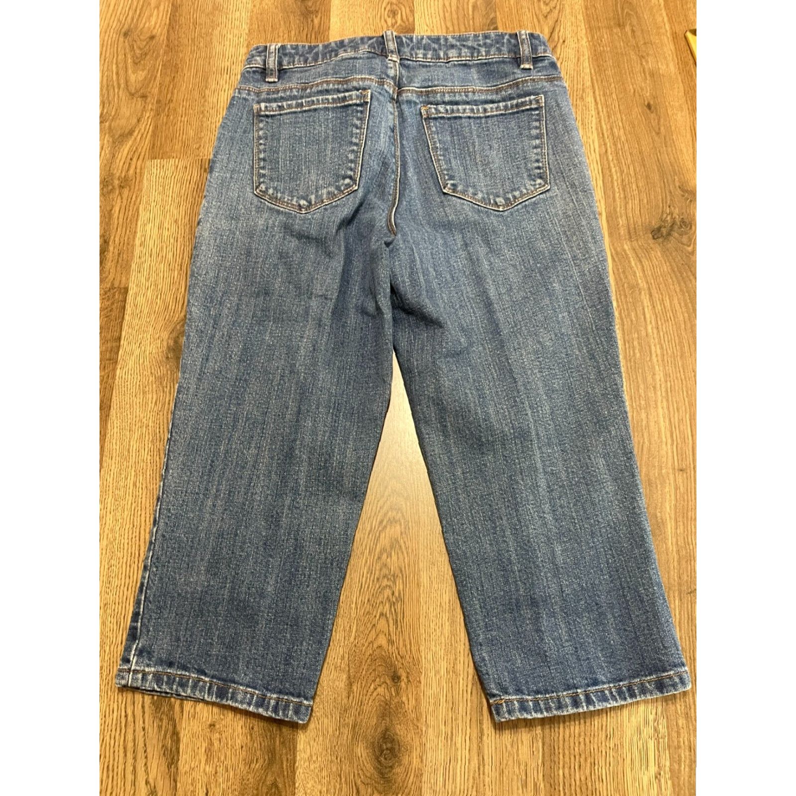 CO Liz & Co Jeans, Women's Petite 6 Capri Denim Stretch Blue, 28 in Waist, Inseam 18, Regular fit, 6P, Blue Denim Capri Jeans, Womens, Liz & Co Size 28" / US 6 / IT 42 - 2 Thumbnail