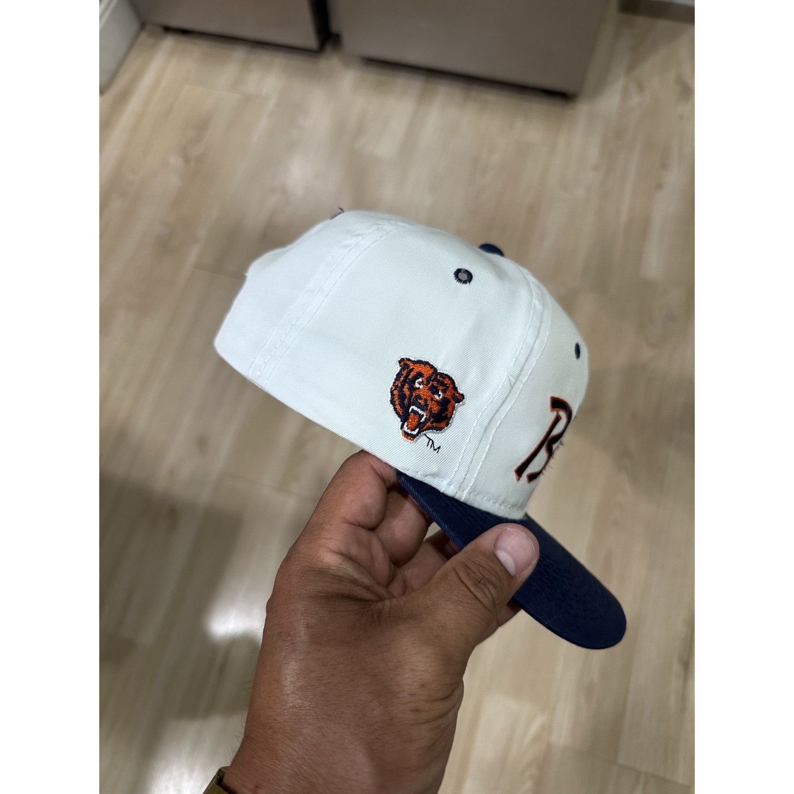 Sports Specialties Vintage Chicago Bears Snapback Hat Sports Specialties Size ONE SIZE - 2 Thumbnail