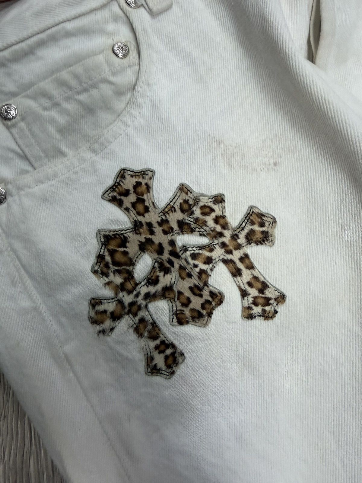 Chrome Hearts Chrome Hearts White Cheetah Patch Jeans Size US 33 - 11 Thumbnail