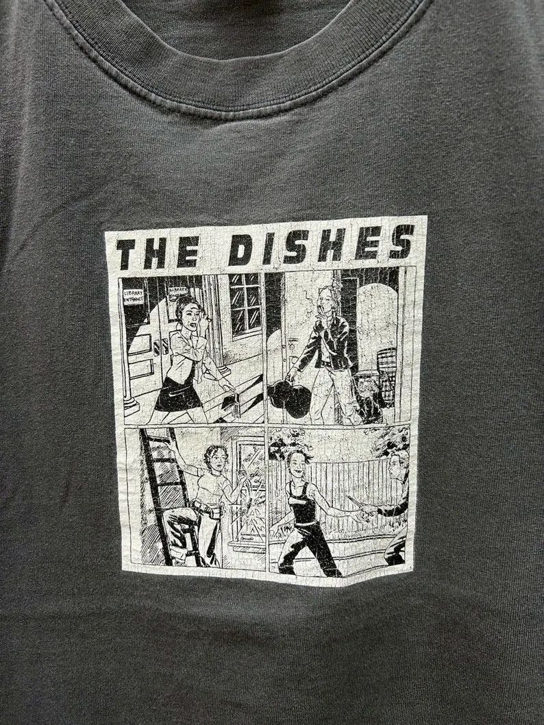 Vintage Vintage 2000s The Dishes Sun Faded tshirt size S Size US S / EU 44-46 / 1 - 3 Thumbnail