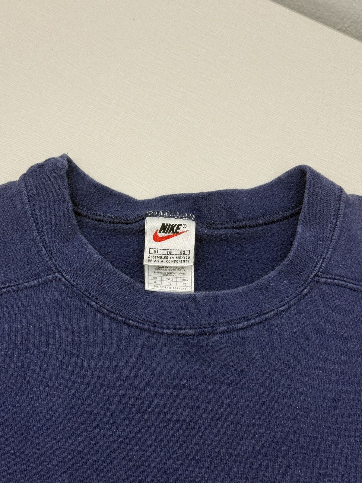 Nike Vintage 90s Nike Crewneck Sweatshirt Swoosh Heavyweight XL Size US XL / EU 56 / 4 - 3 Thumbnail