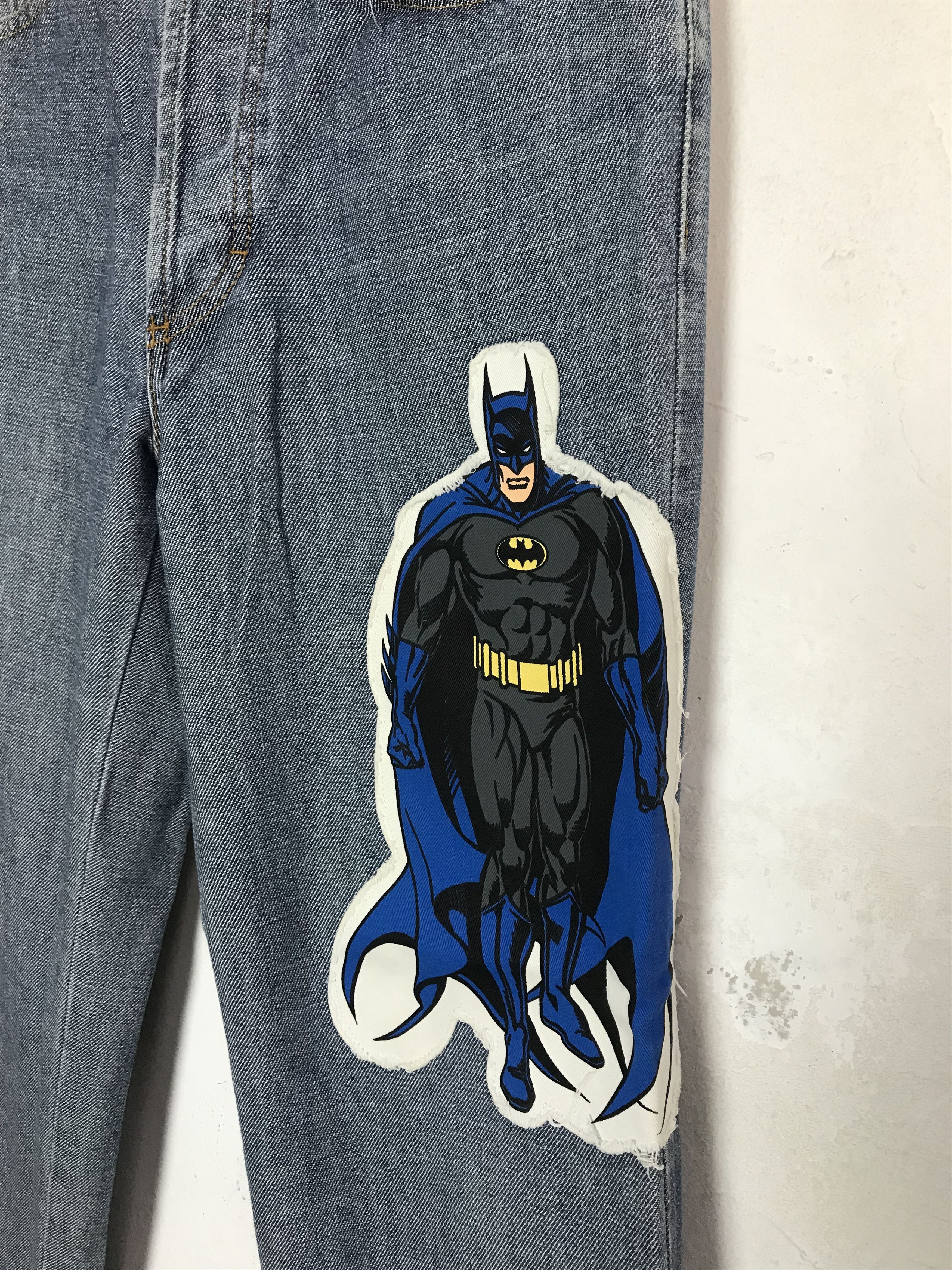 Dolce & Gabbana Dolce & Gabana DC Comics Batman Limited Edition Straight Cut Size US 28 / EU 44 - 4 Thumbnail