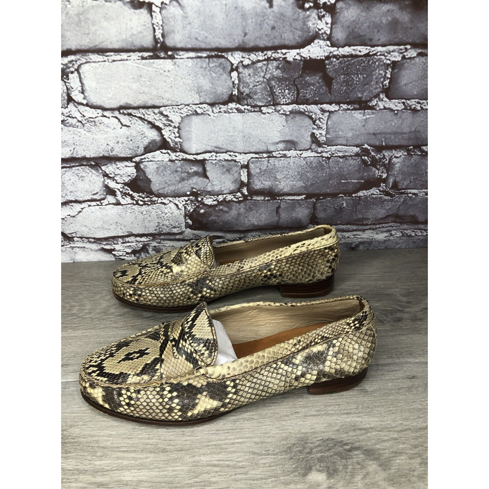 Carmina Carmina Cream Black Snakeskin Python Print Leather Women Sz Size US 6 / IT 36 - 17 Thumbnail