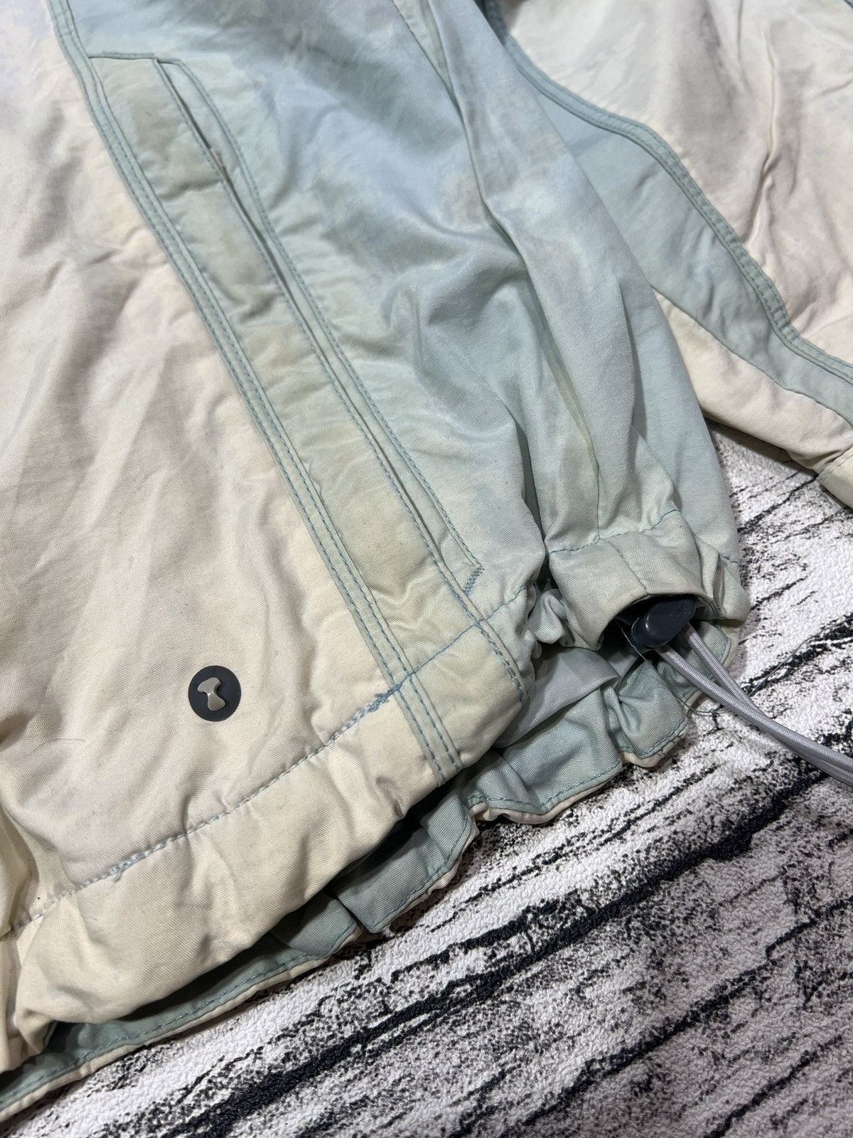 General Research 2000s Archival Columbia Thrashed Outdoor Hodded Jacket y2k Size US L / EU 52-54 / 3 - 4 Thumbnail