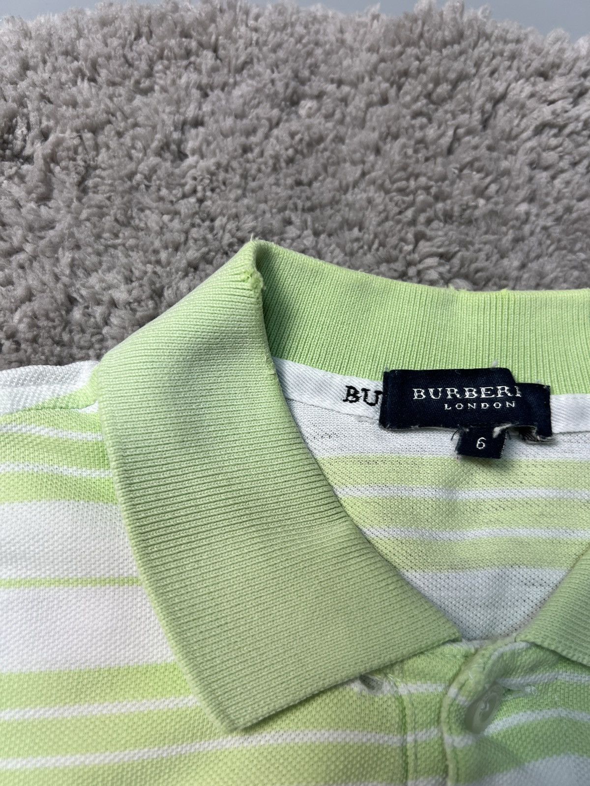 Burberry Vintage Burberry London T-shirt Rare Size US M / EU 48-50 / 2 - 10 Thumbnail