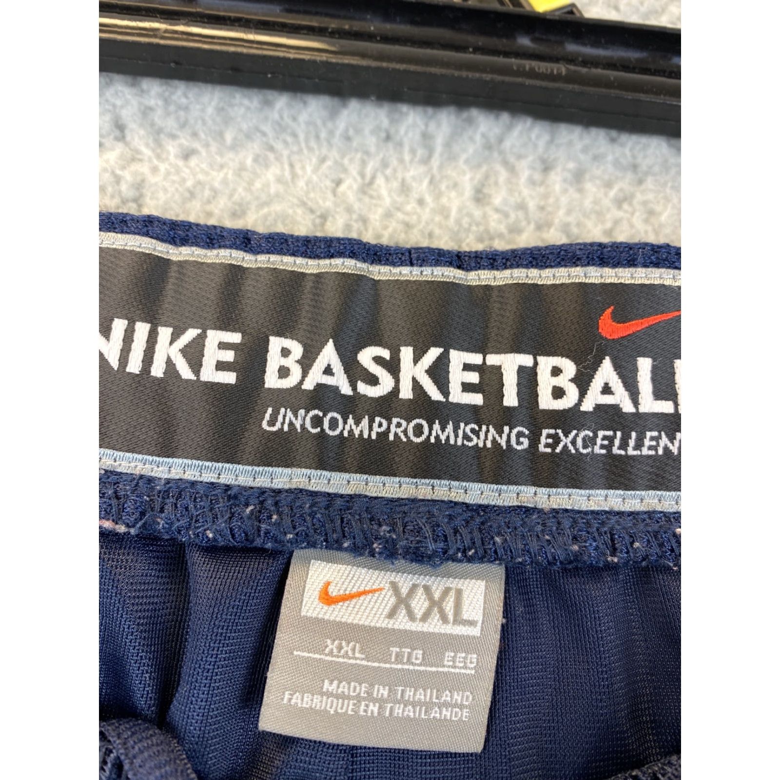 Nike VINTAGE Nike Swoosh Basketball Shorts 2XL Blue Red Men's Activewear Size US 39 - 3 Thumbnail