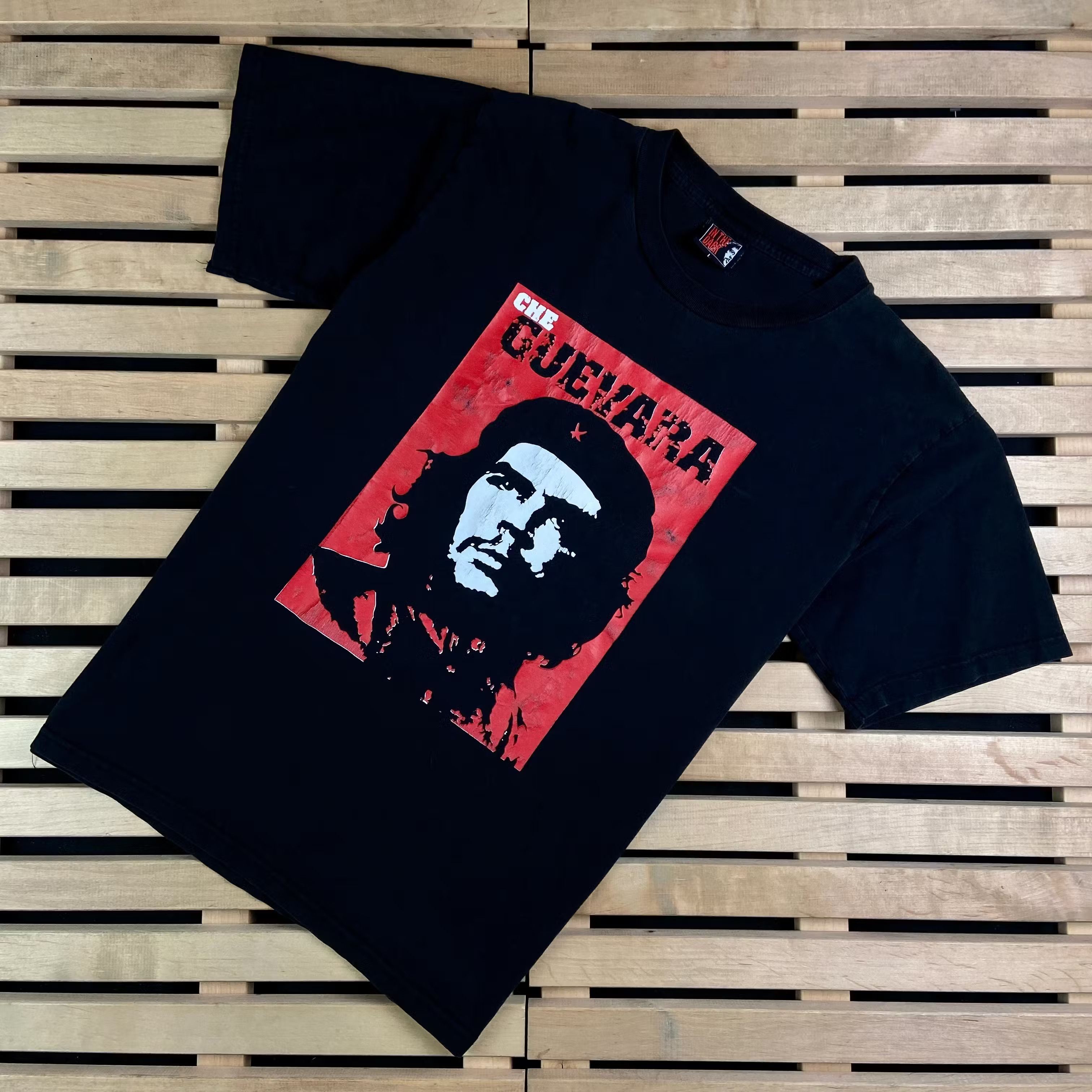 Vintage Mens Vintage T Shirt Che Guevara Size L Size US L / EU 52-54 / 3 - 1 Thumbnail