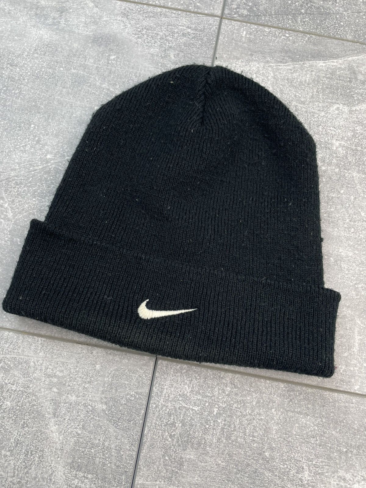Nike Nike Beanie Hat Vintage Swoosh Logo 90s Size ONE SIZE - 2 Thumbnail