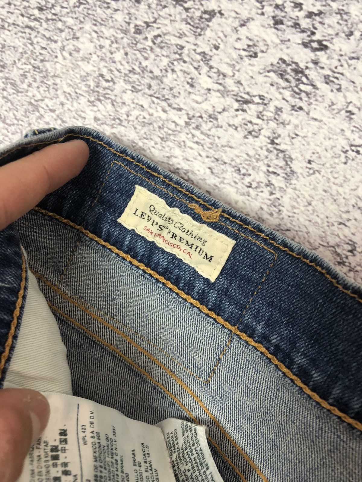 Levi's × Vintage Vintage jeans Levi’s size 36 y2k rare casual ykk japan Size US 34 / EU 50 - 5 Thumbnail