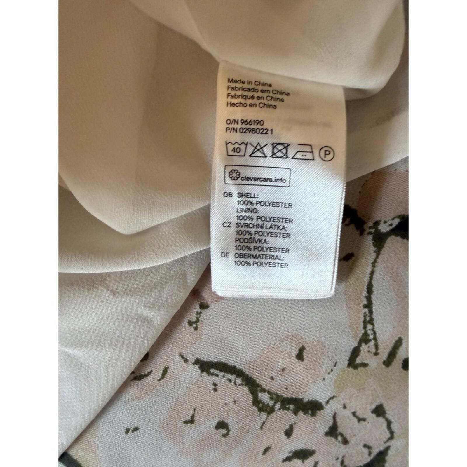 H&M H&M Floral Maxi Dress Green Cream Palm Print V-Neck 4 Size S / US 4 / IT 40 - 10 Thumbnail