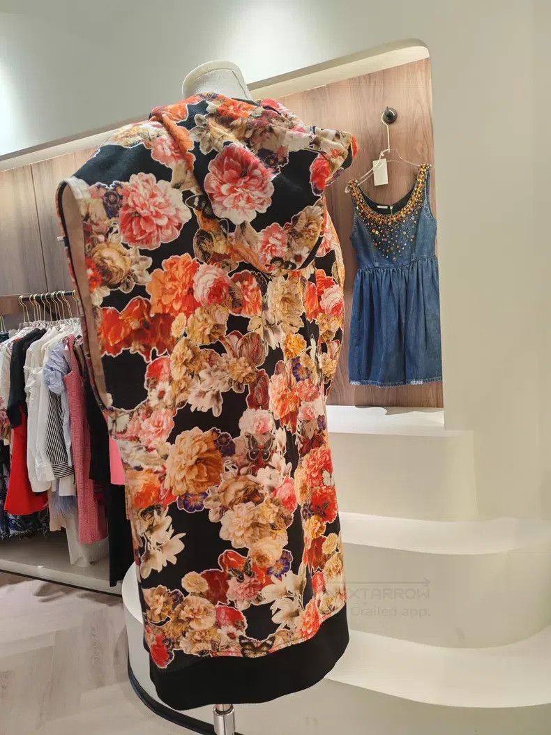 Givenchy Givenchy Floral Printed Hoodie Size US XS / EU 42 / 0 - 2 Thumbnail