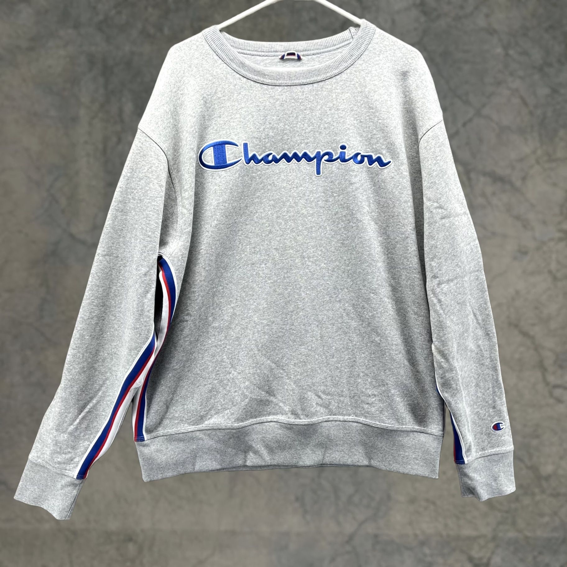 Champion VINTAGE Champion Sweatshirt Mens Large Gray Script Logo Crewneck Pullover Striped Size US L / EU 52-54 / 3 - 1 Thumbnail