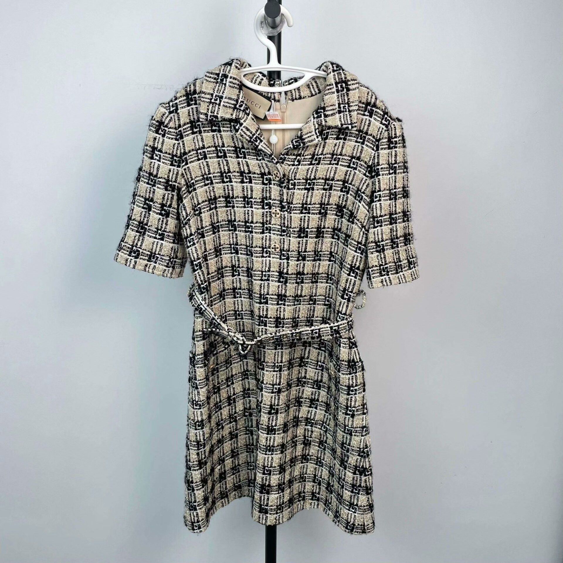 Gucci Gucci Beige Dress 38 Women Size S / US 4 / IT 40 - 1 Thumbnail