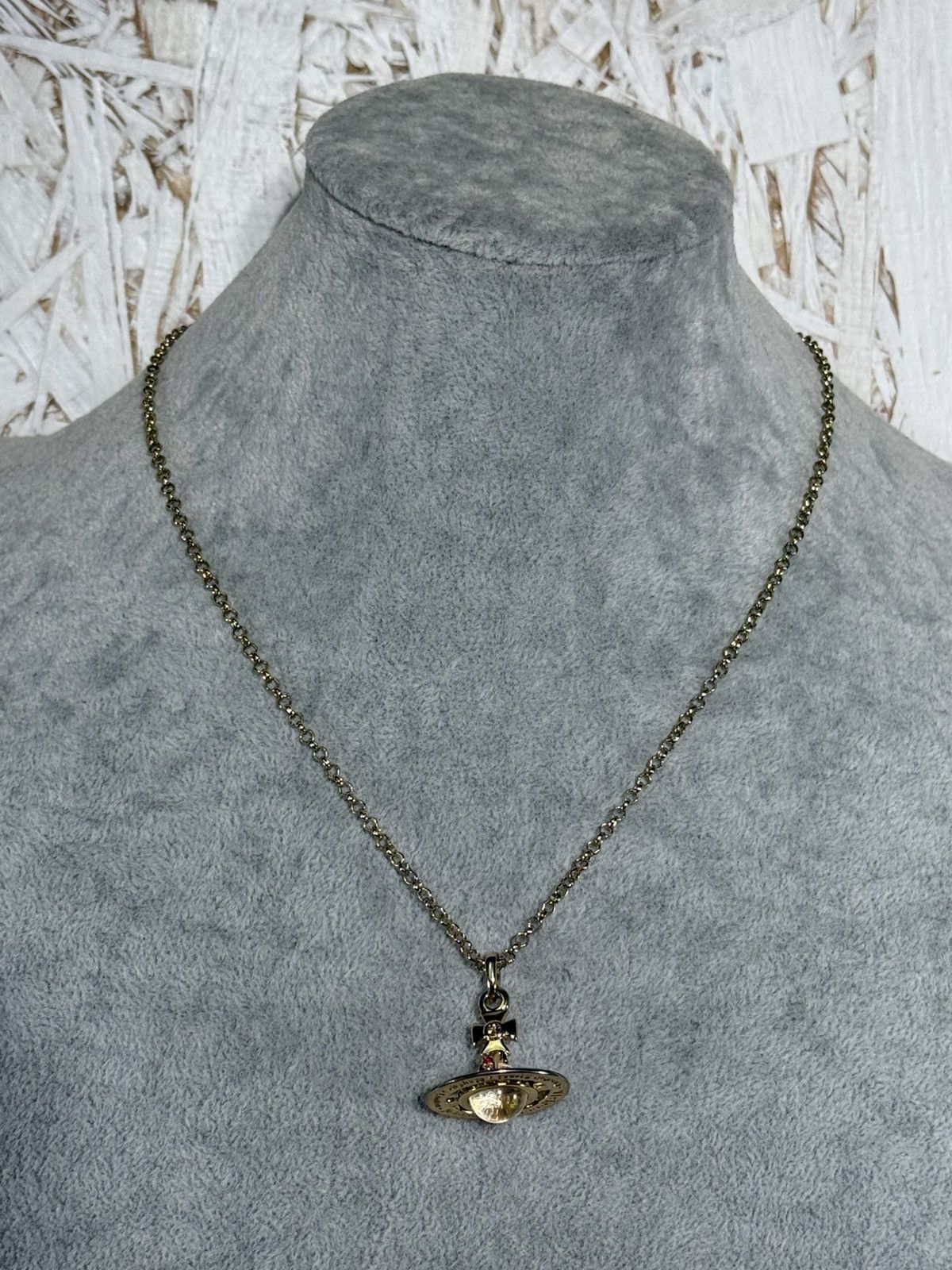 Vivienne Westwood Vivienne Westwood Tiny Orb Pendant Necklace In Gold Size ONE SIZE - 12 Thumbnail