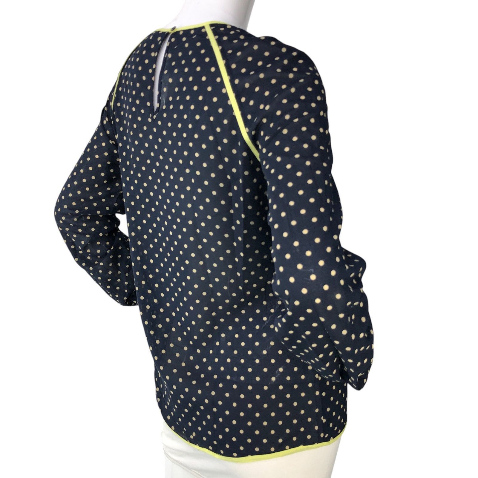 Adolfo Dominguez Adolfo Dominguez Size 38 US 6 Top Blouse Polka Dot Keyhole Size M / US 6-8 / IT 42-44 - 8 Thumbnail