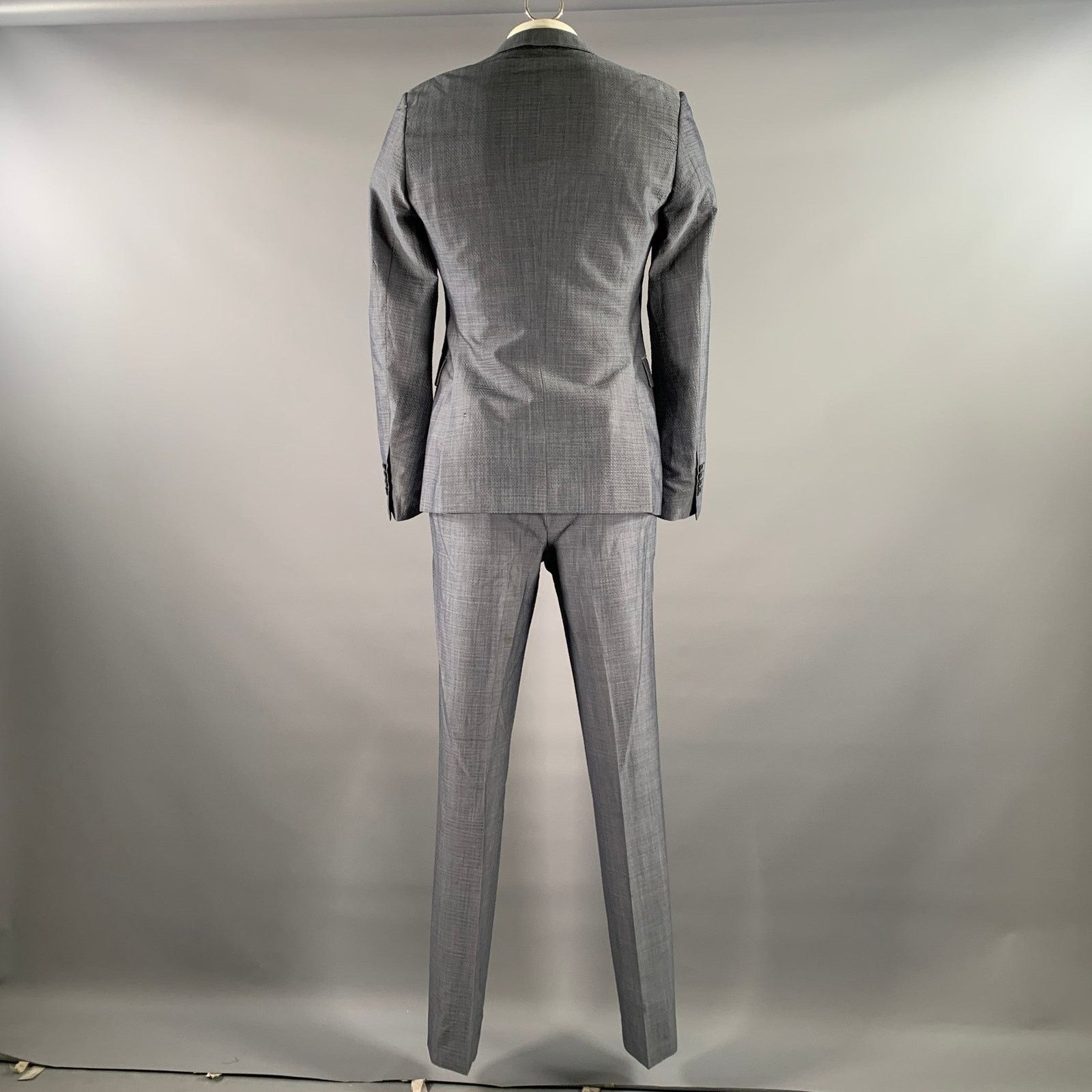 John Varvatos JOHN VARVATOS Size 40 Blue Wool Blend Notch Lapel Suit Size 40R - 3 Thumbnail