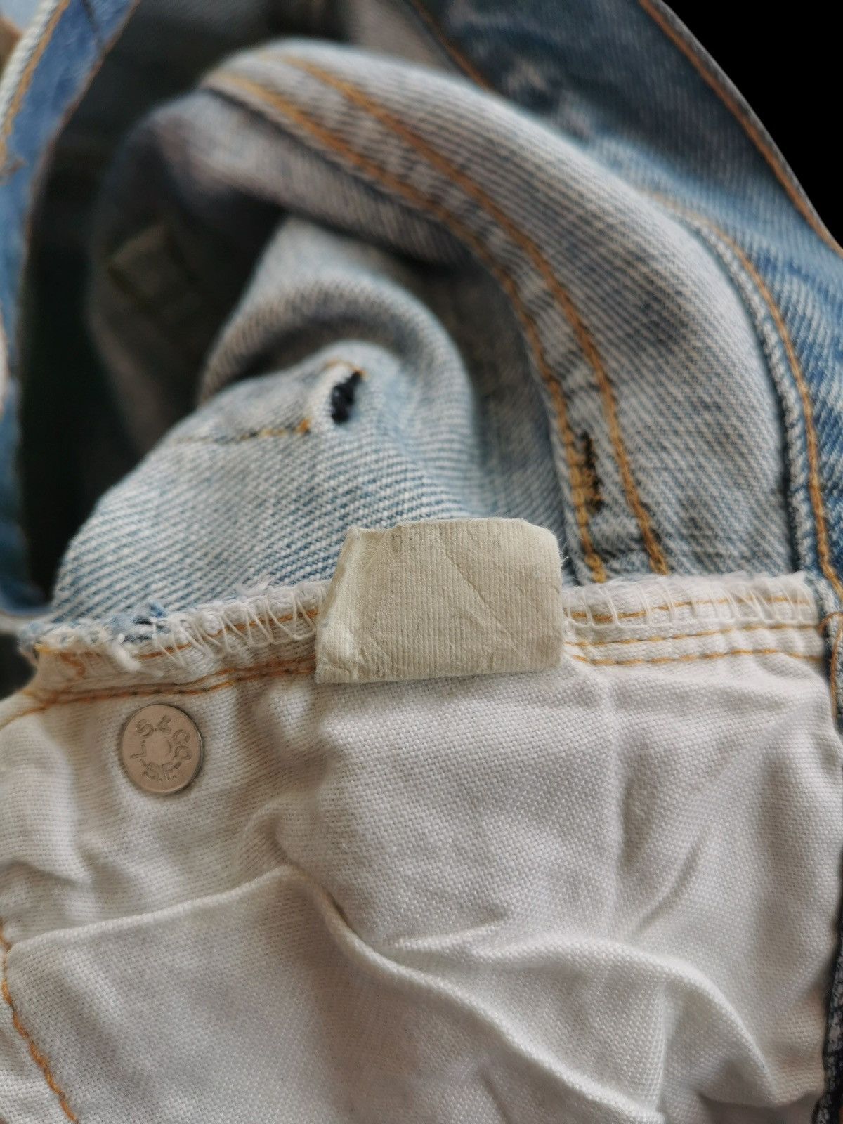 Levi's 70s - 80s Vintage Levis Button Stamp 6 Selvedge Denim Jeans Size US 27 - 14 Thumbnail