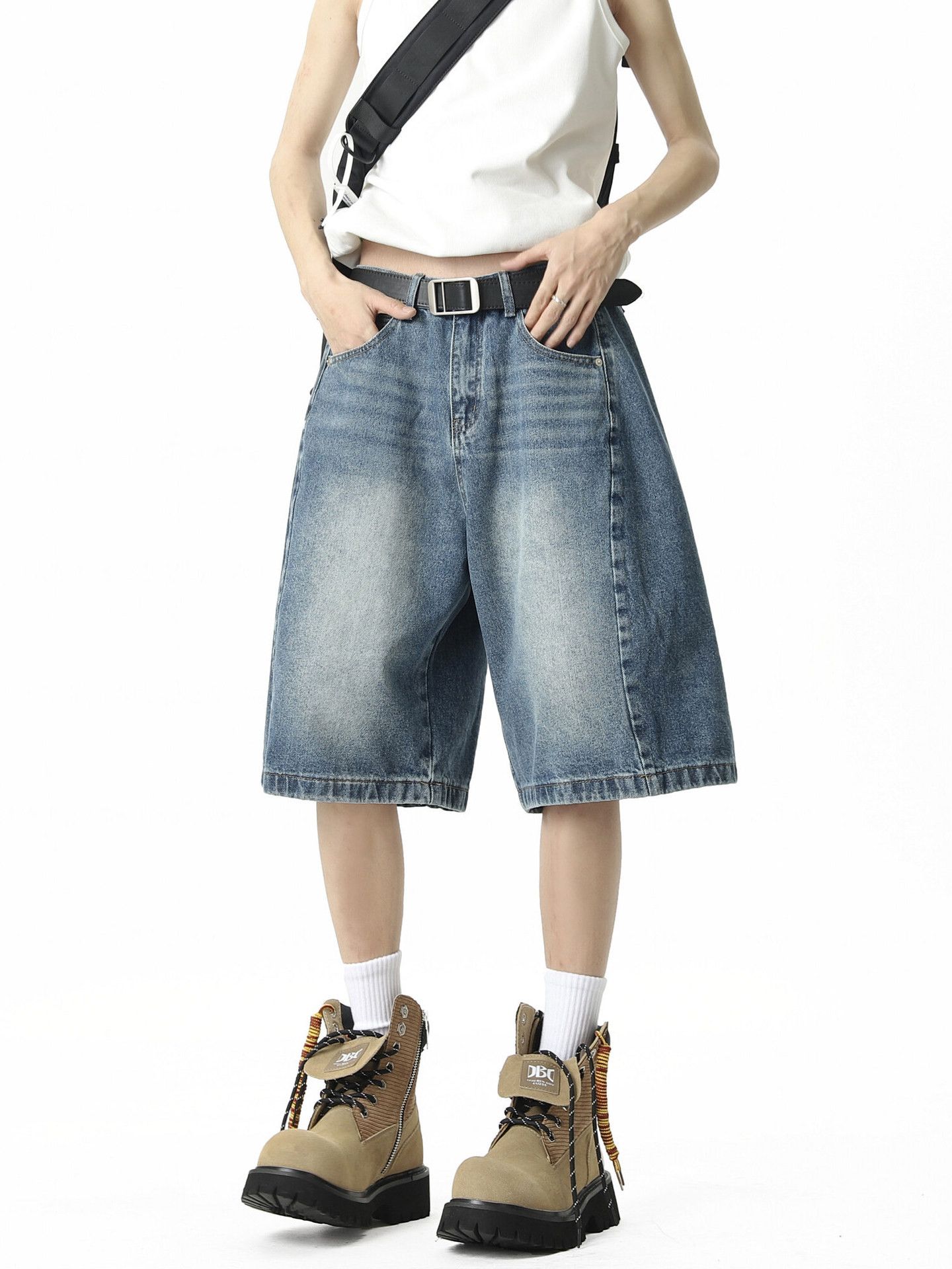 Japanese Brand Men's vintage wide-leg curved straight denim shorts Size US 32 / EU 48 - 1 Thumbnail